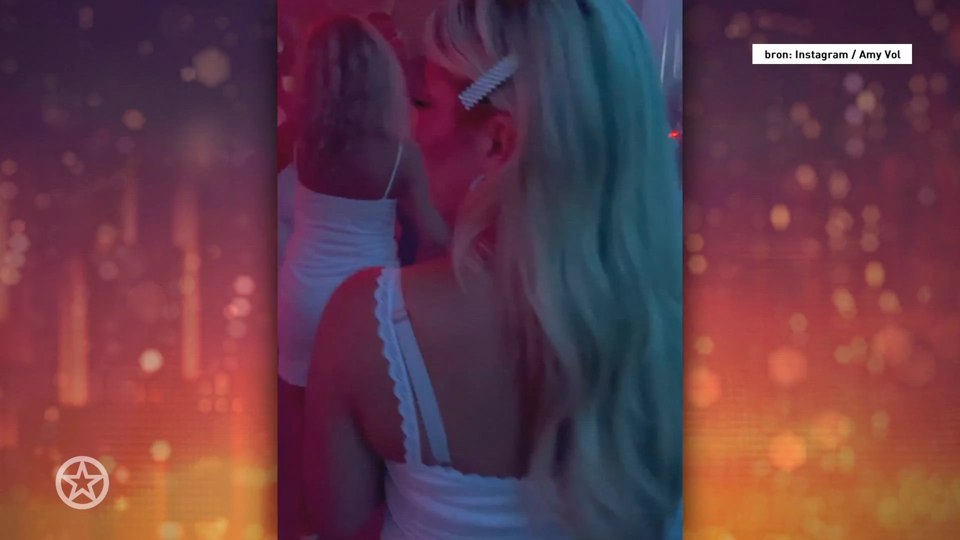 Amy Vol feest erop los tijdens vakantie