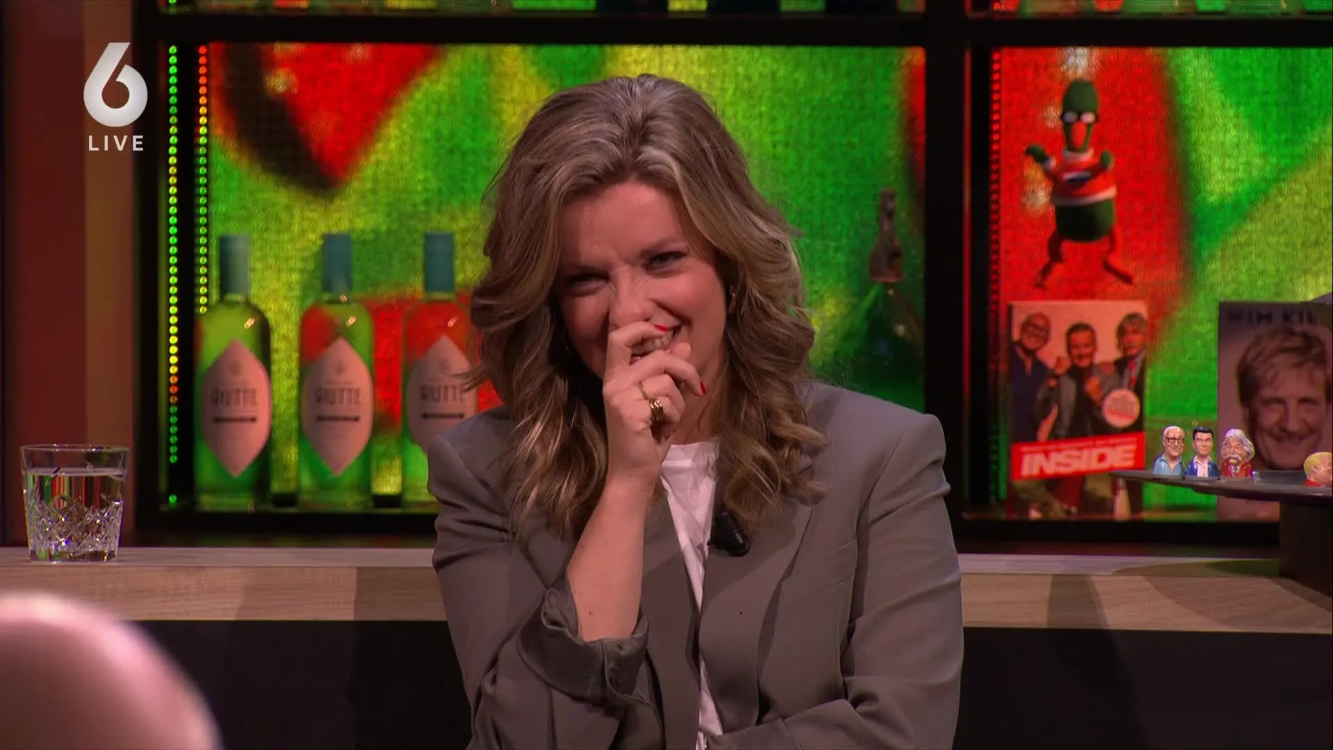 'Directeurtje' in kikkerpak in VI