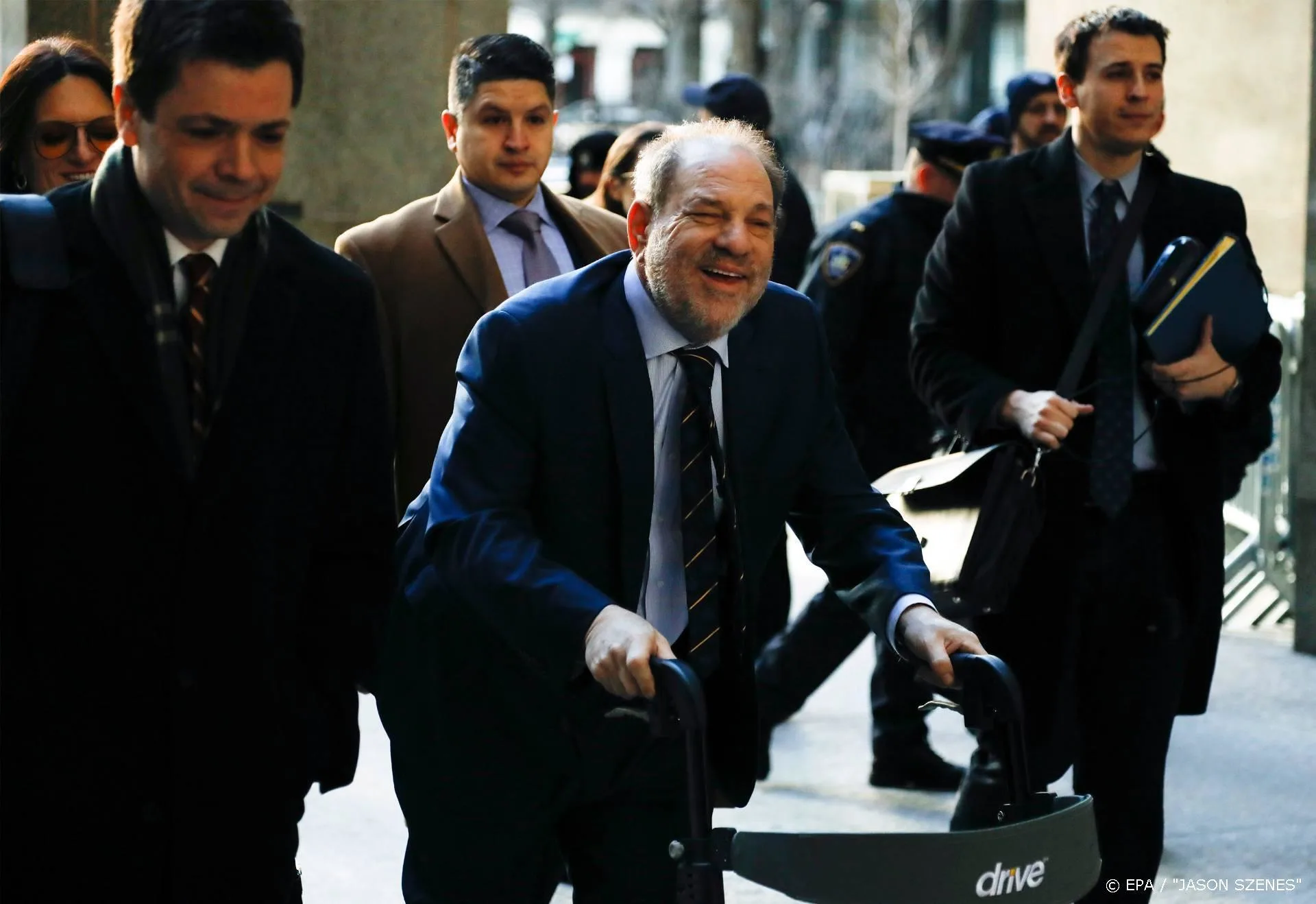 Aanklager: filmproducent Weinstein joeg als 'roofdier' op vrouwen