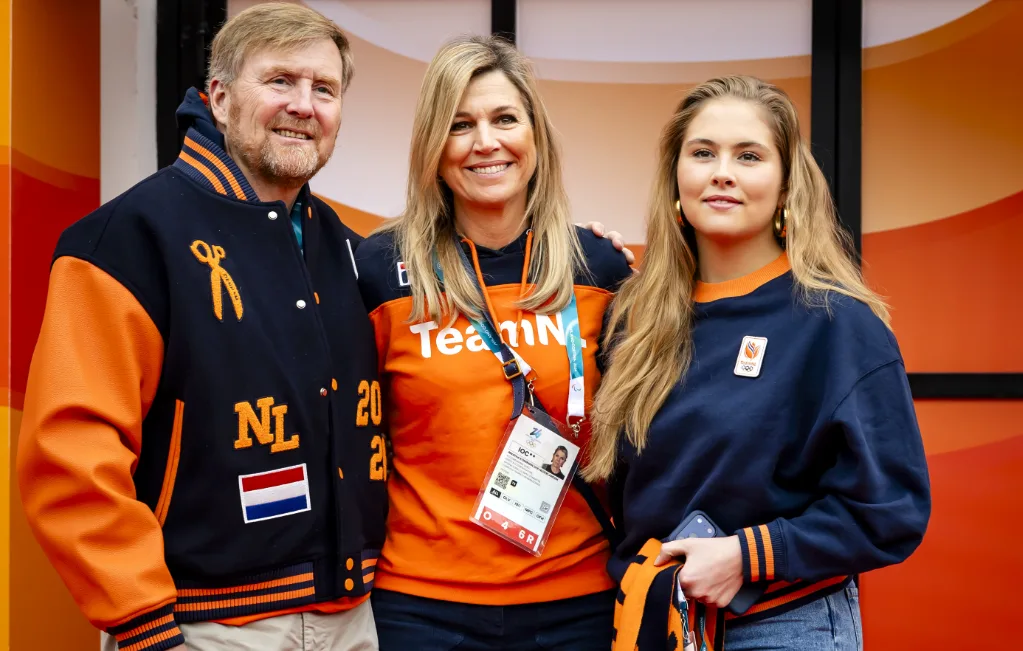 Amalia voor het eerst bij ontvangen medaillewinnaars Winterspelen