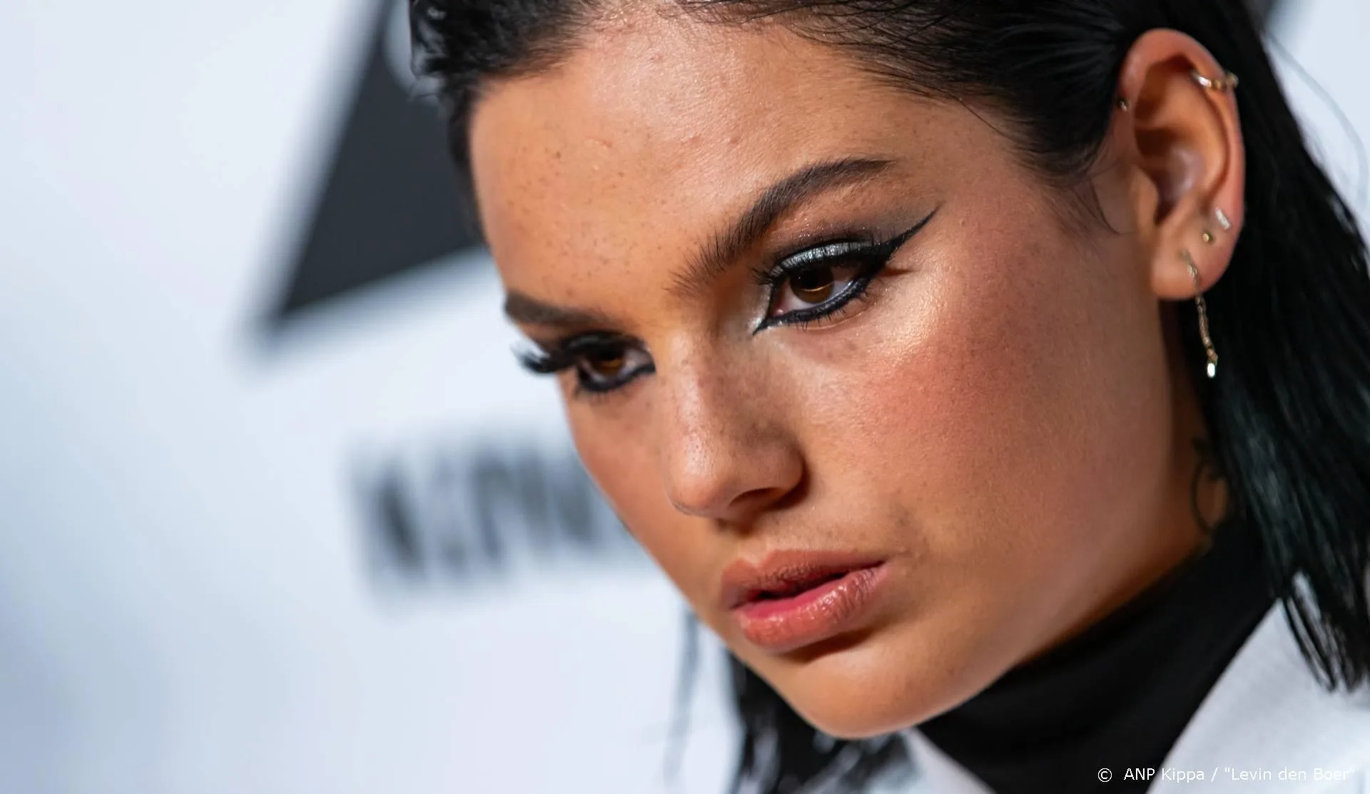 Famke Louise gaat van Dom Bontje naar Bont Girl