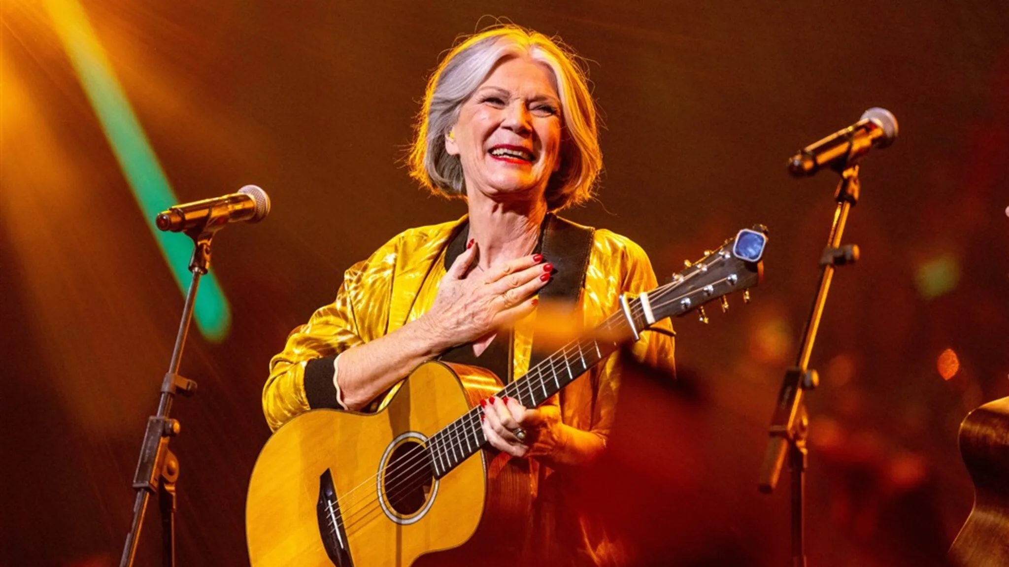 AVROTROS reageert op woedende Lenny Kuhr