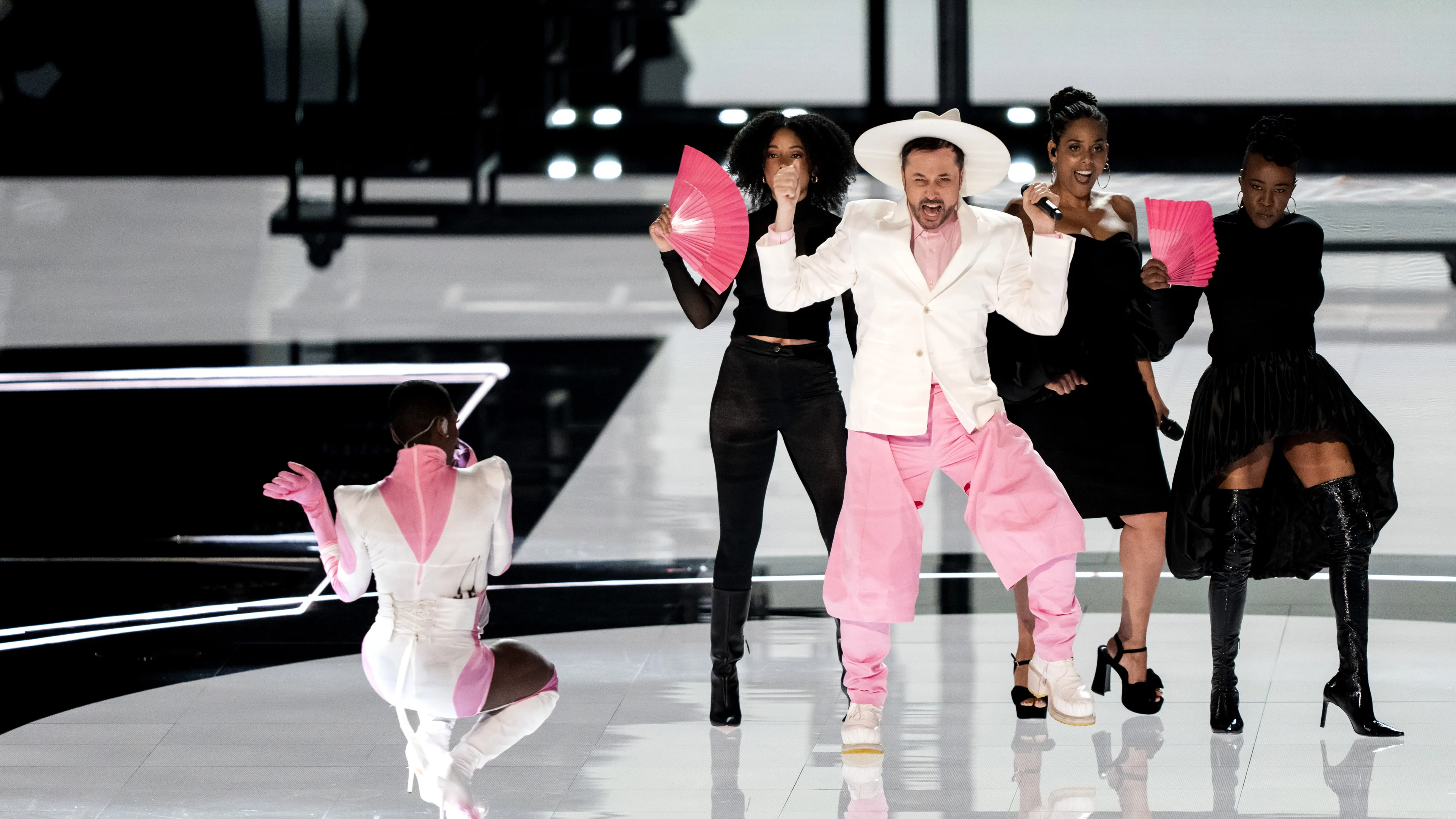 België en Estland door naar finale Eurovisie Songfestival