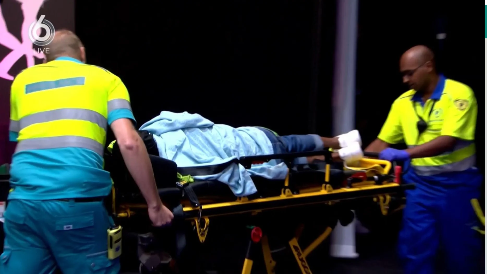 Uitgevallen Dansmarathon-koppel in tranen na pijnlijke blessure