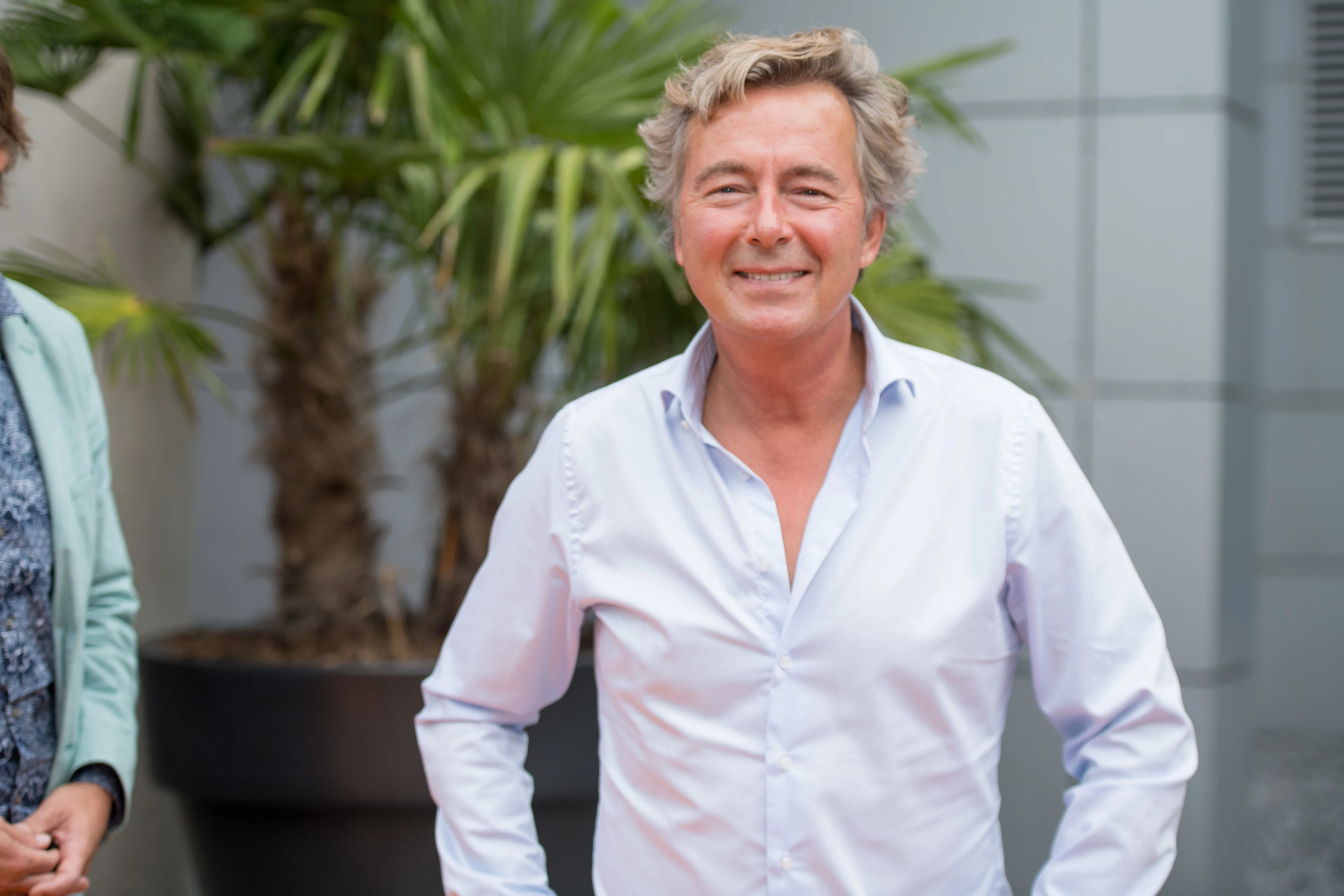 Bert van Leeuwen dolgelukkig met kleinkinderen