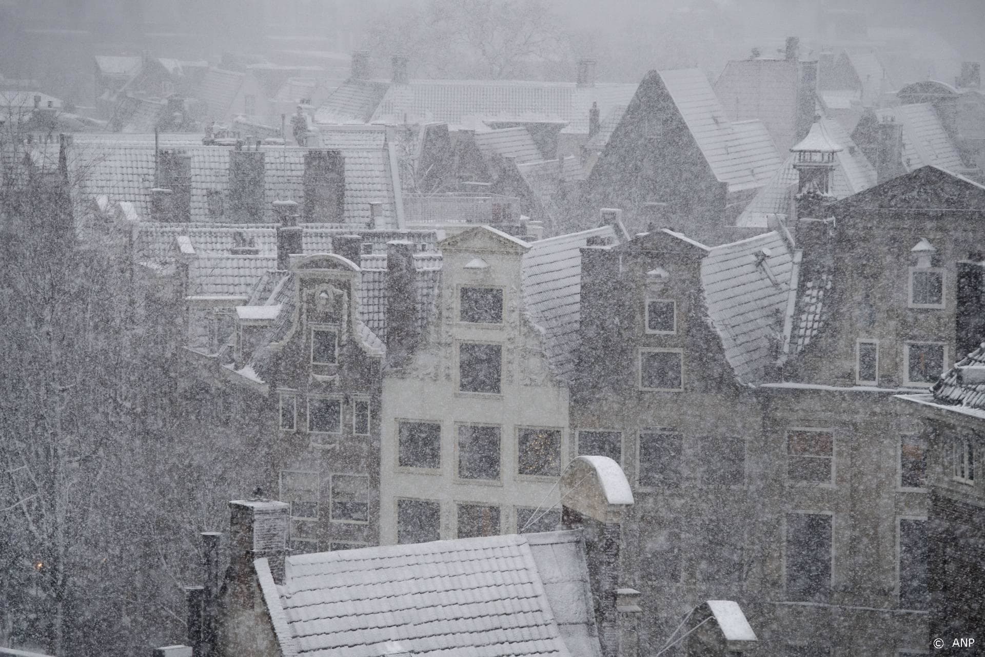 Tv-opnames gaan gewoon door ondanks verwachte sneeuw