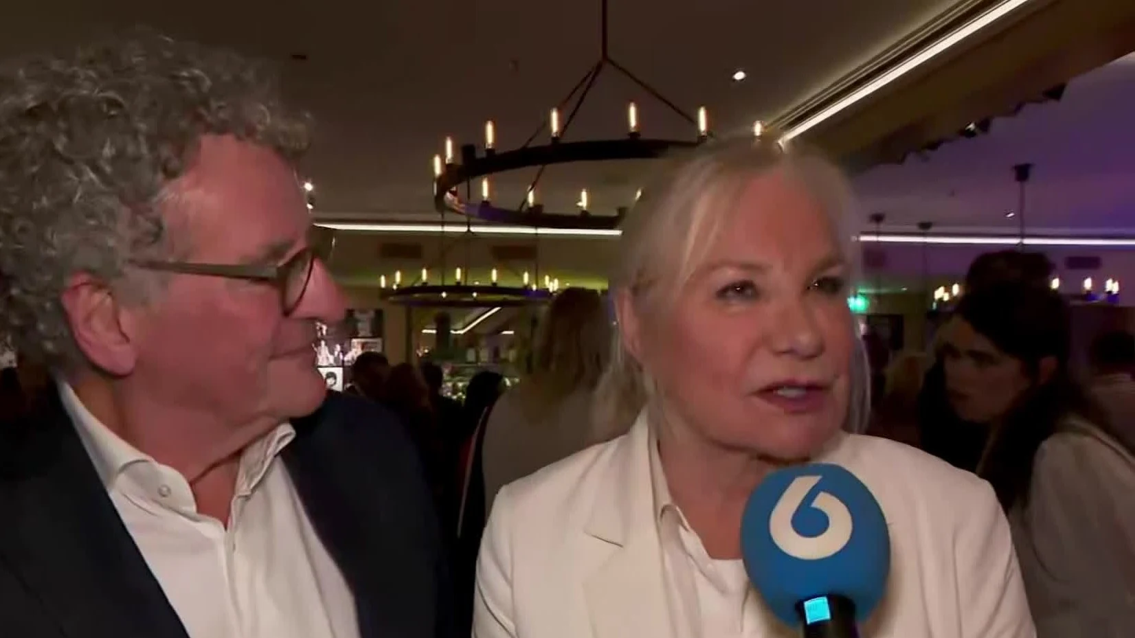 Monique van de Ven laat zich uit over emotioneel litteken