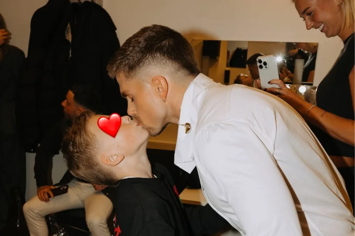 André & Monique glunderend van trots na mega-prestatie kleine Dré: 'Kanjer!'