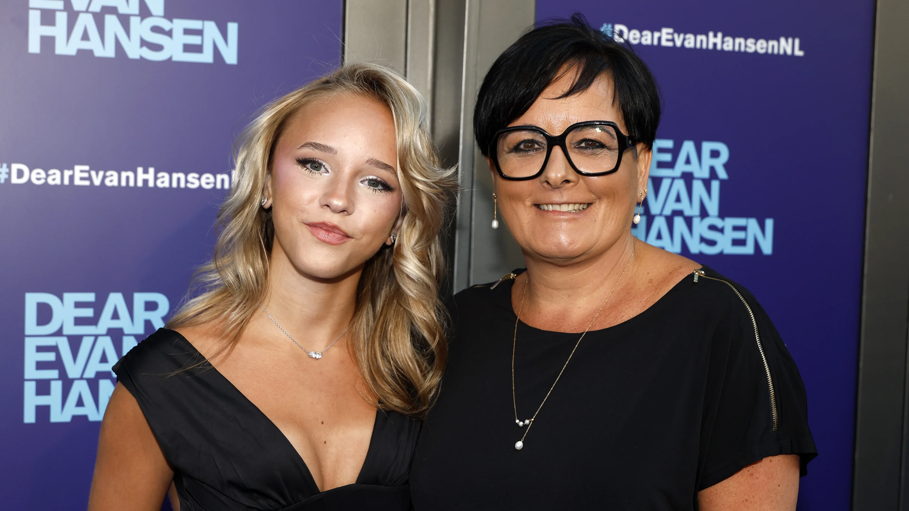 Moeder Nathalie omver geblazen door 'krachtige' Emma Kok