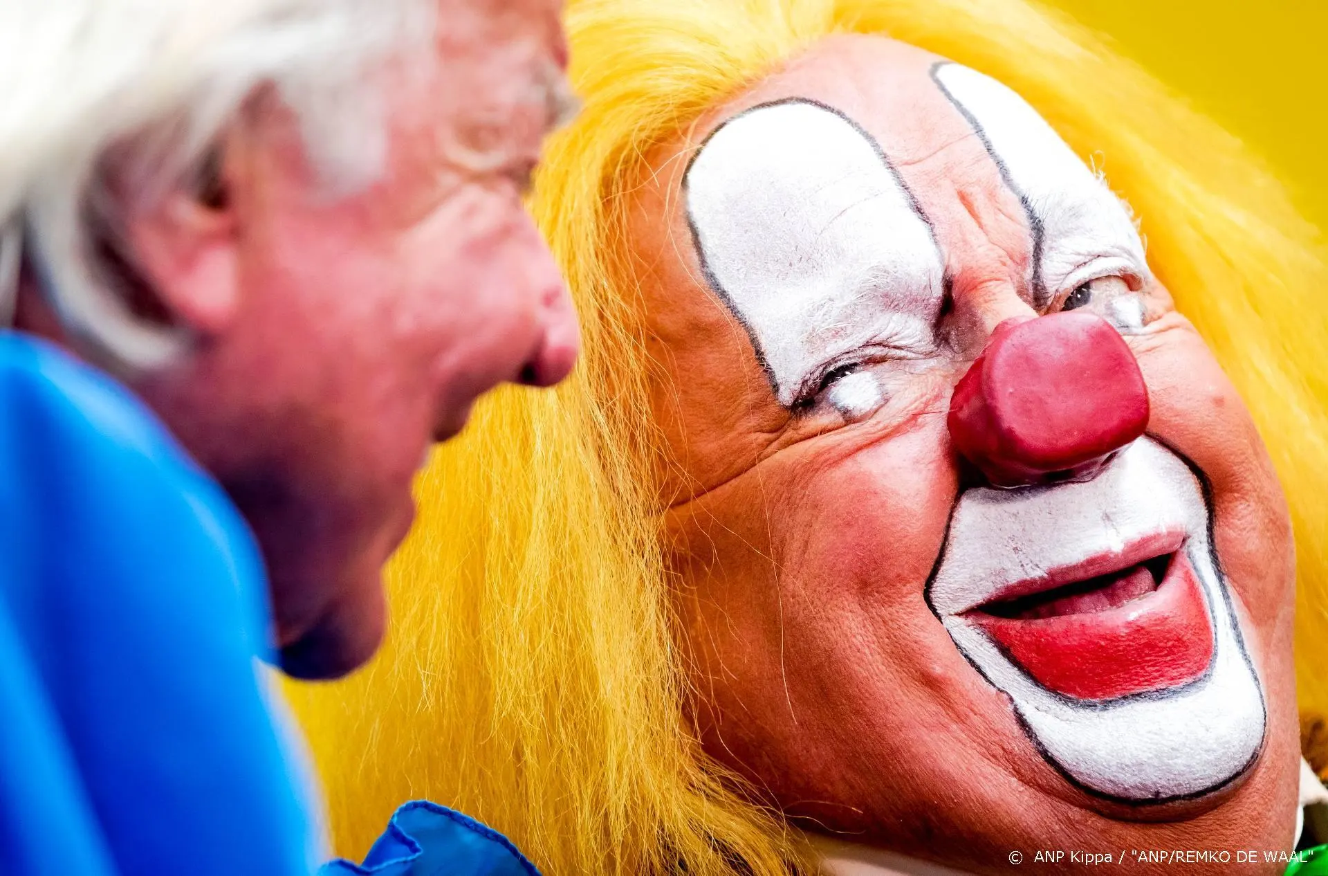 Bassie en Adriaan van elkaar gescheiden