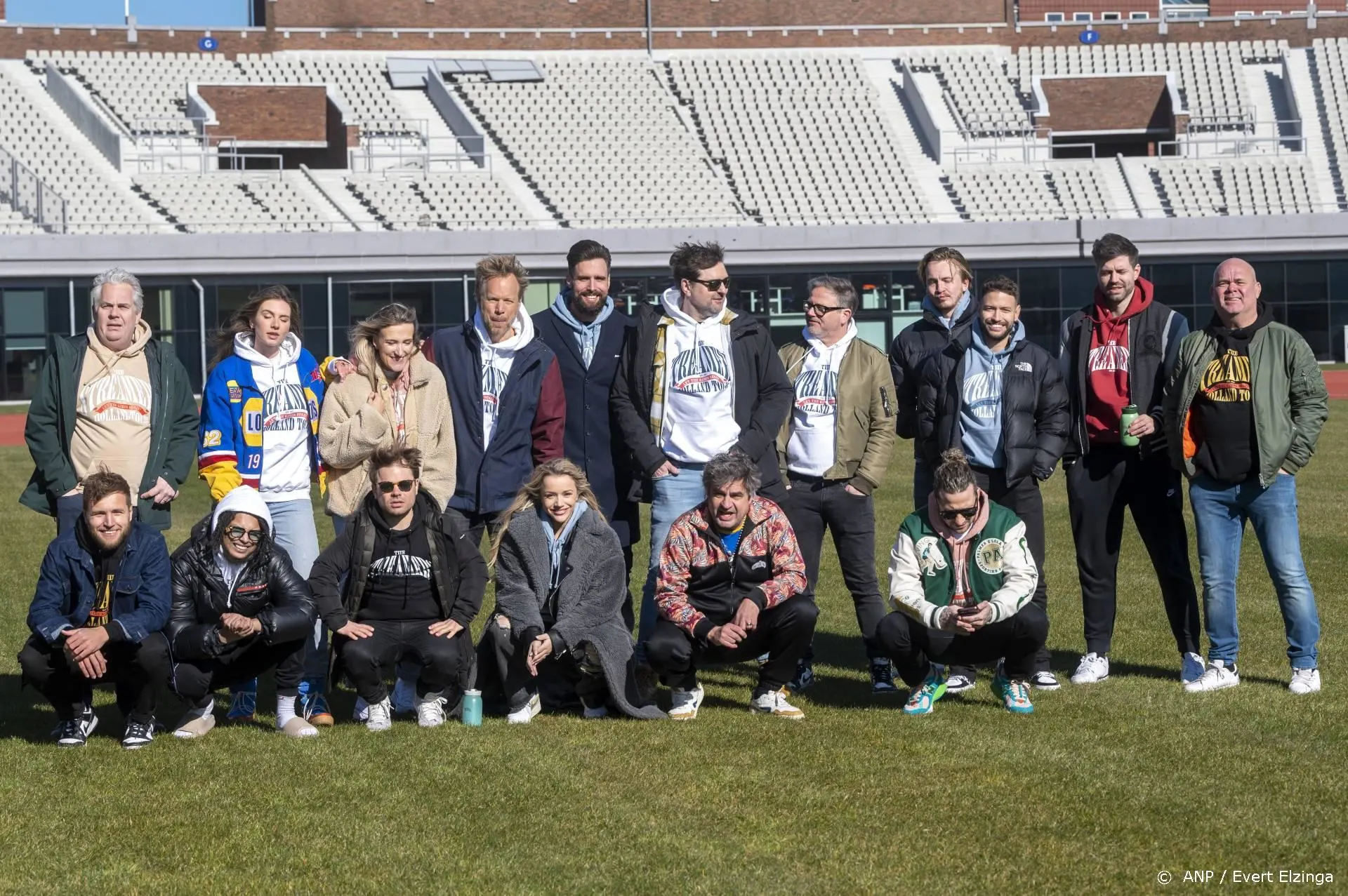 The Streamers verkopen drie keer Olympisch Stadion uit