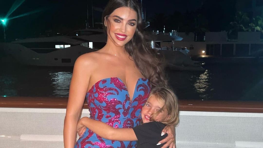 ZIEN: Zoontje Yolanthe Cabau doet bijzondere vondst op strand