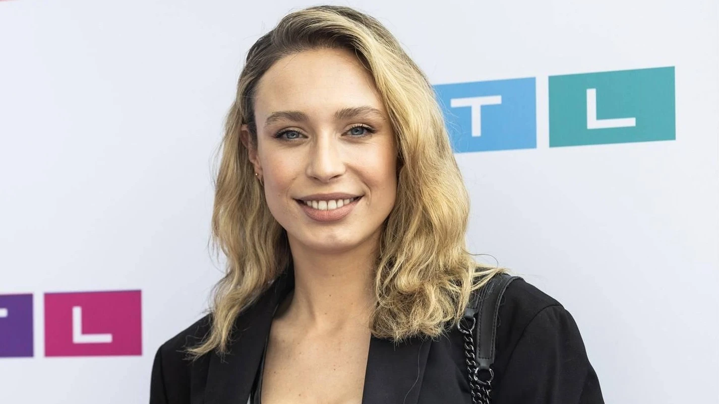 ZIEN: Model Loiza Lamers ten huwelijk gevraagd