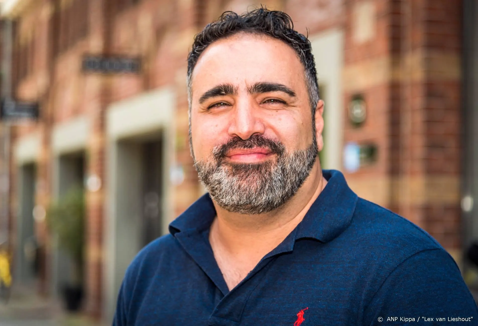 Sinan Can krijgt nieuw programma op Radio 1