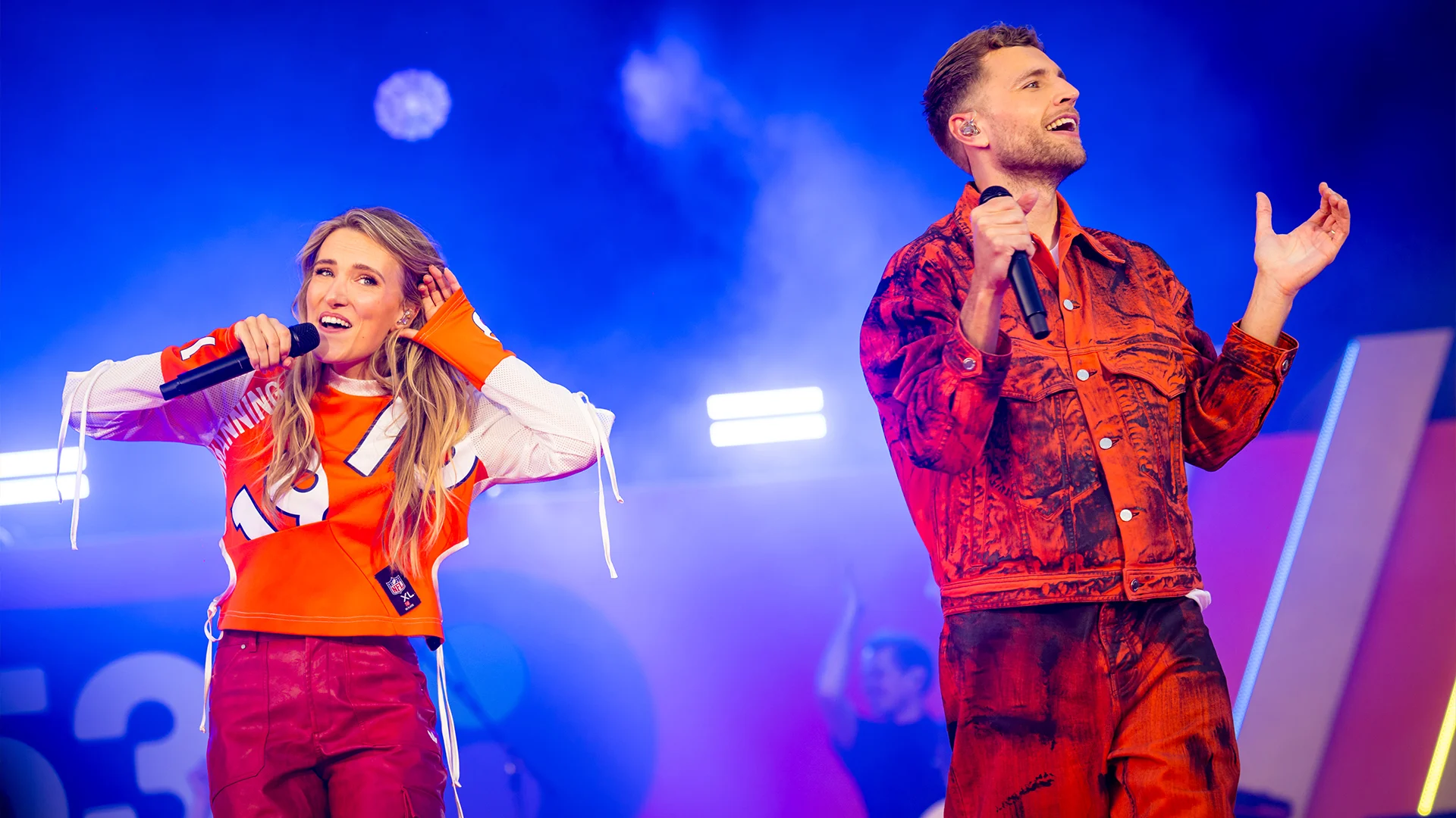 Golden hour met Suzan & Freek op het Chasséveld! (538 Koningsdag)