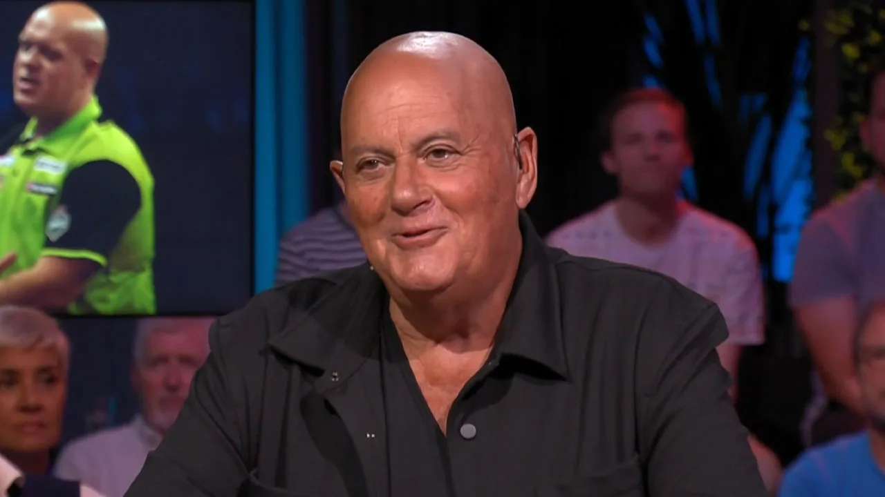 Jack van Gelder genoot van World Matchplay-finale: ‘Ik vind darts een fantastische televisiesport!’ (De Oranjezomer)