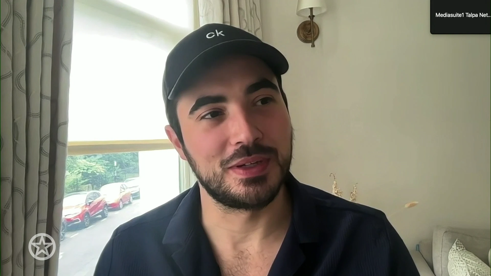 Milan van Waardenburg met ambulance naar ziekenhuis