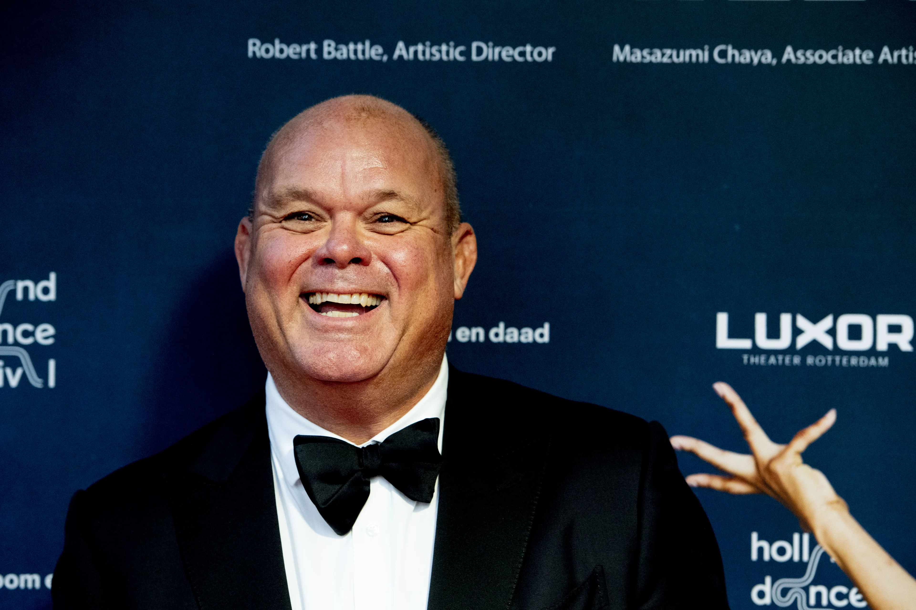 Paul de Leeuw zingt prachtig liedje