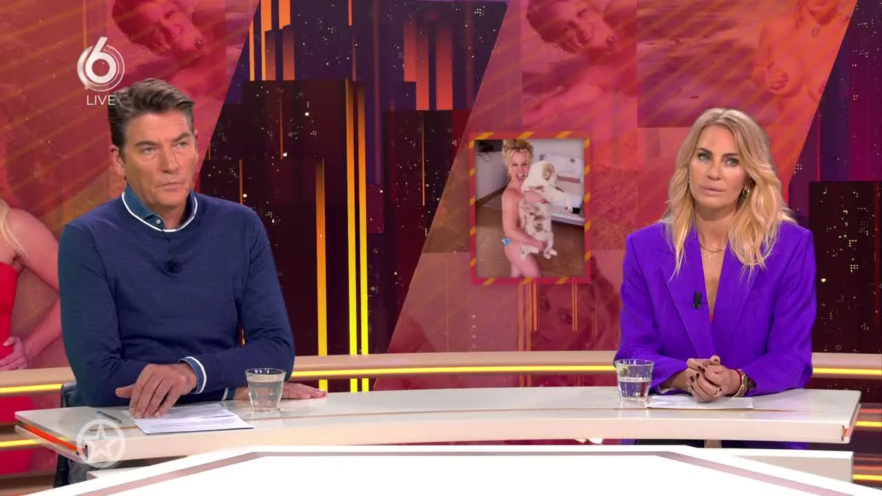 Britney Spears poseert naakt met hond