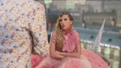 Taylor Swift maakt indruk met nieuwe videoclip