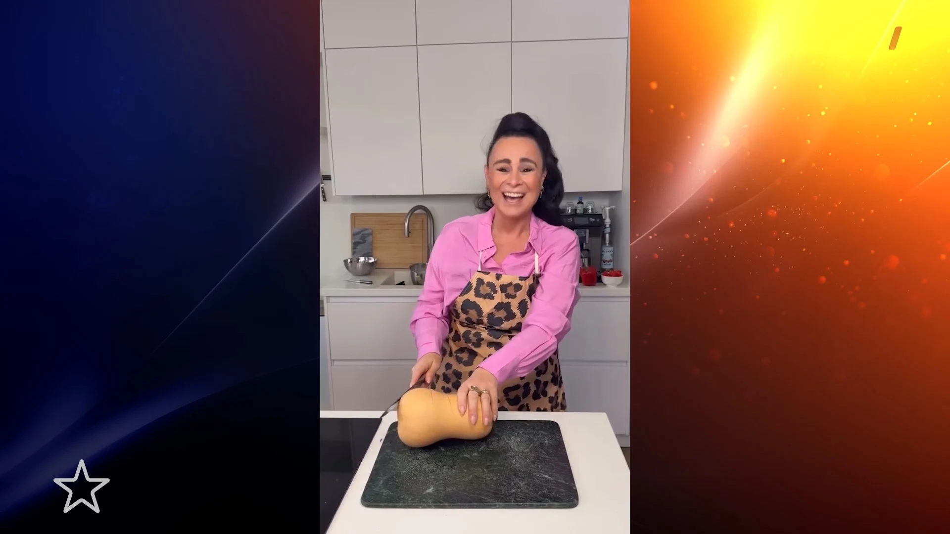 Trijntje Oosterhuis zit lekker in haar vel tijdens het koken