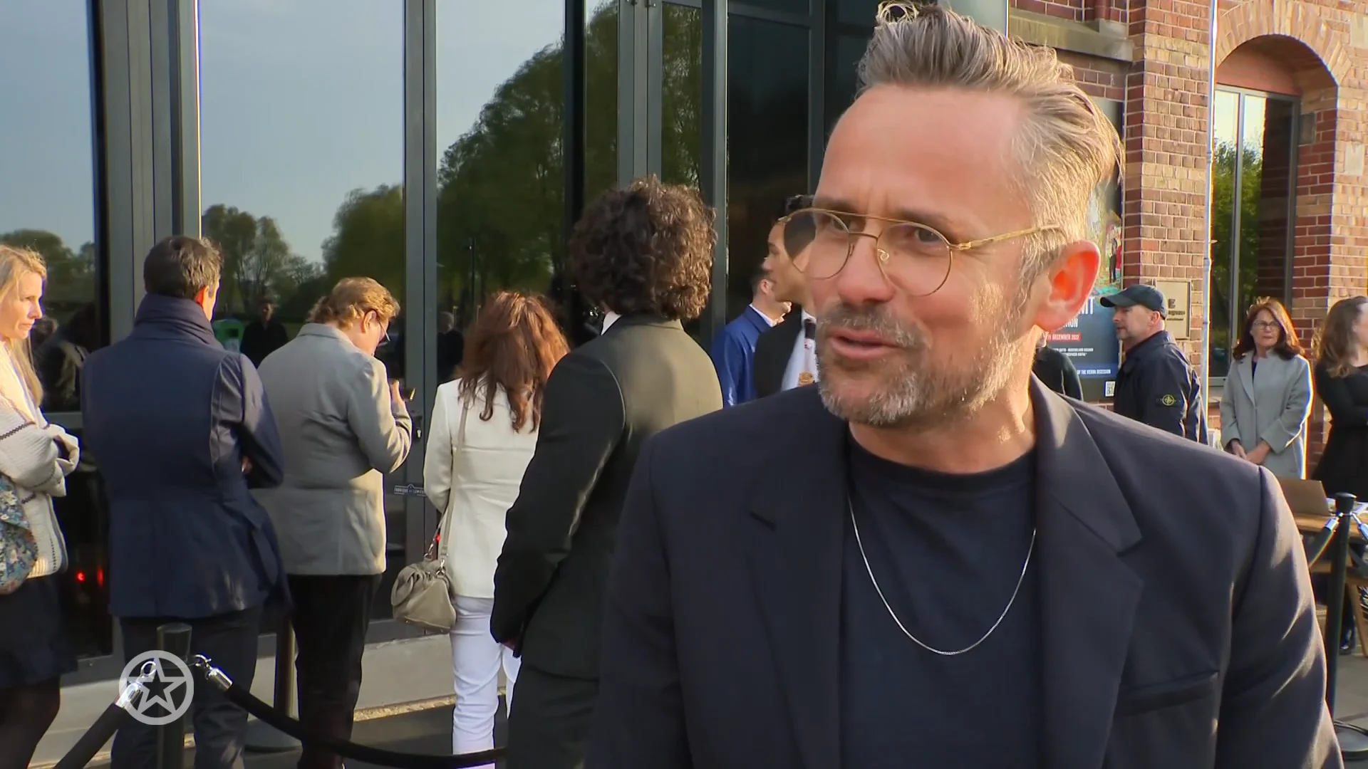 Bekend Nederland bezoekt Fabrique des Lumières