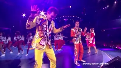 De Toppers-outfits zijn altijd over de top!