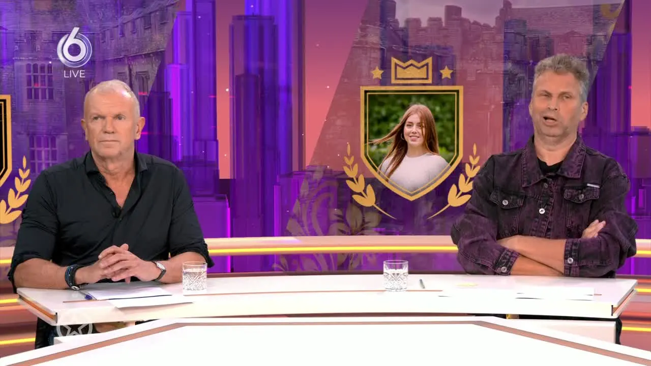 Gravin Eloise verkoopt gratis gekregen tasjes