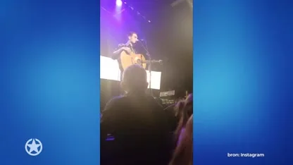 Douwe Bob stuurt vrouw de zaal uit tijdens optreden