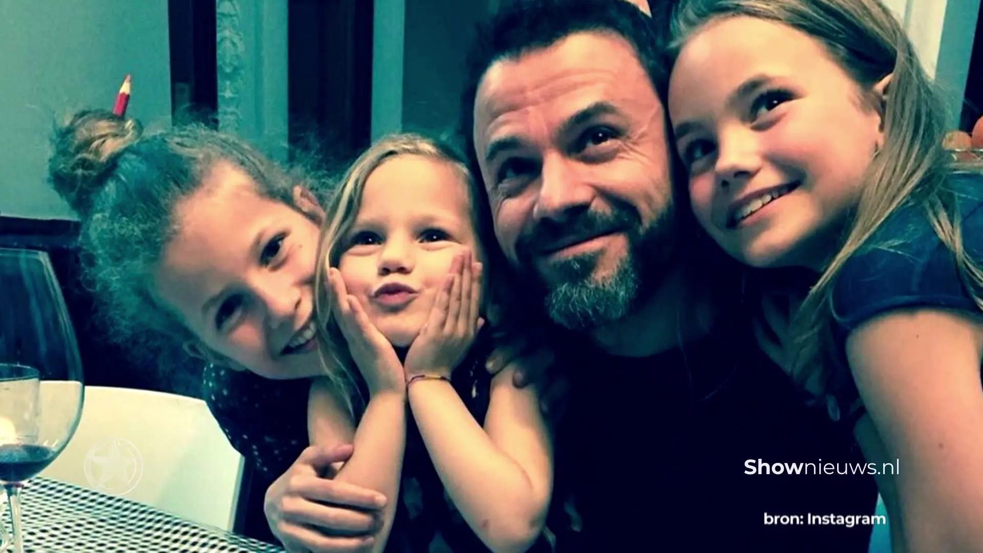 Verbeelding in een flesje! Cliniclowns komt met wonderwater