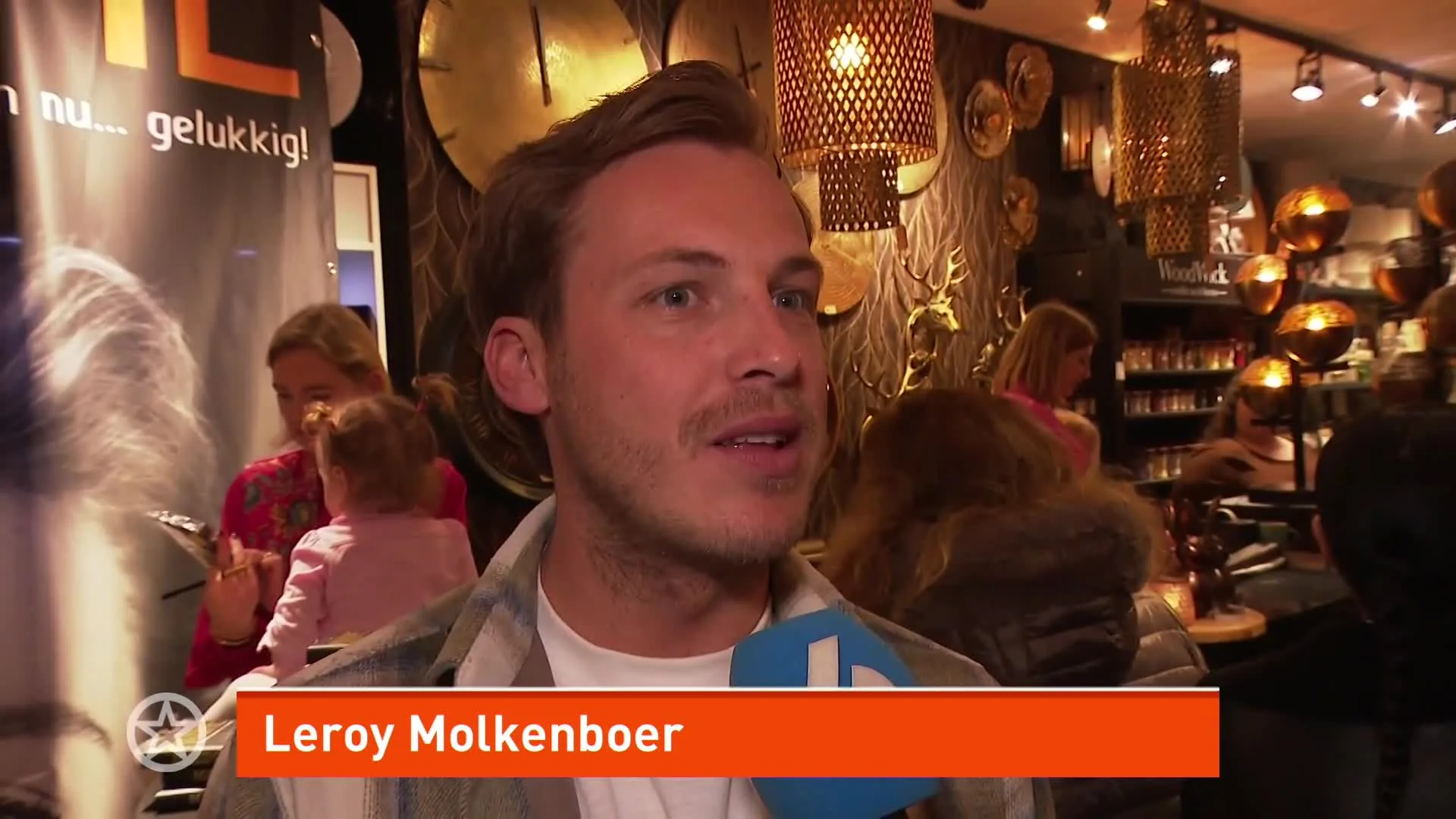 Maxime geniet van signeersessie