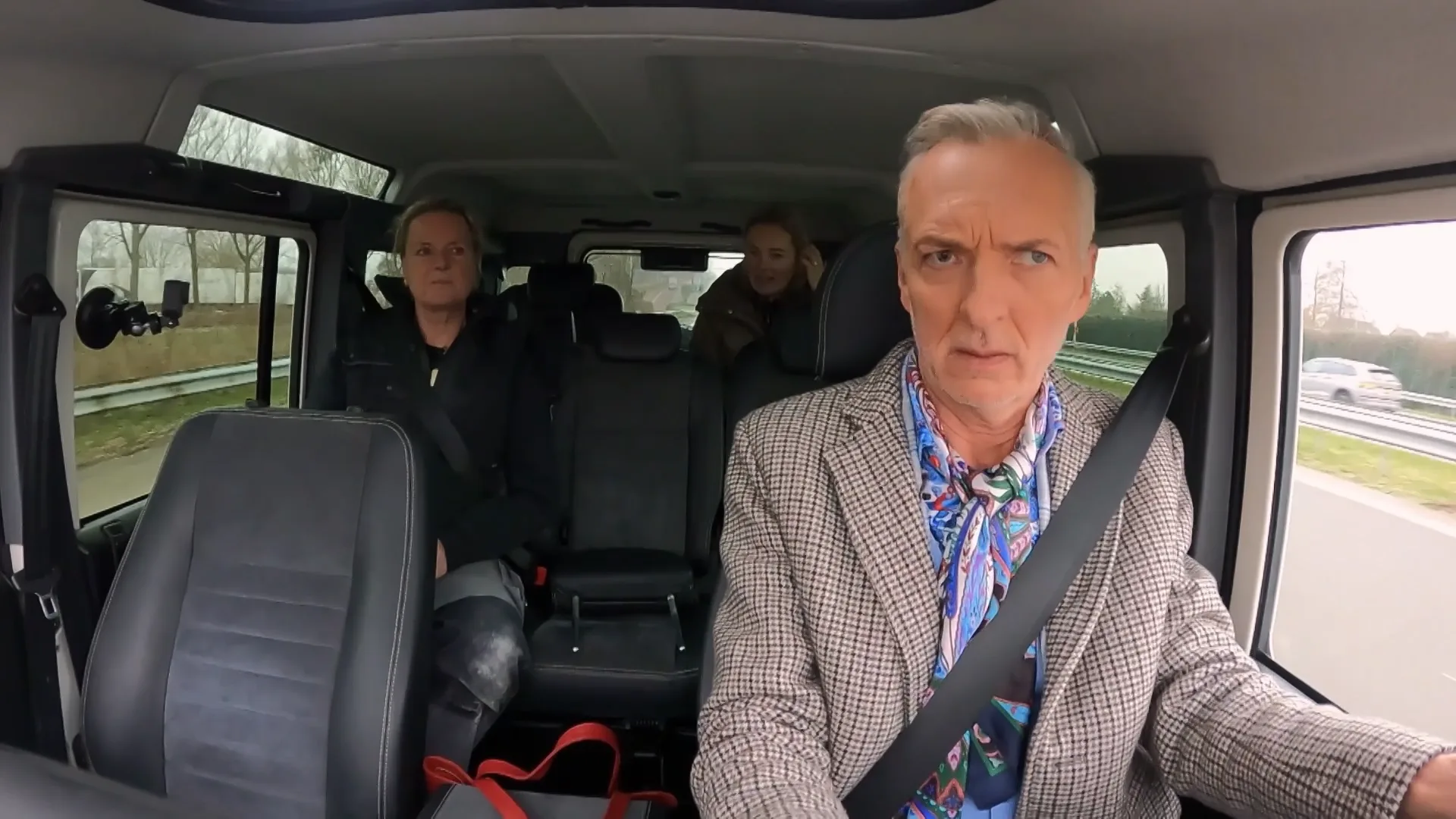 Wordt dit MARTIENS nieuwe AUTO?