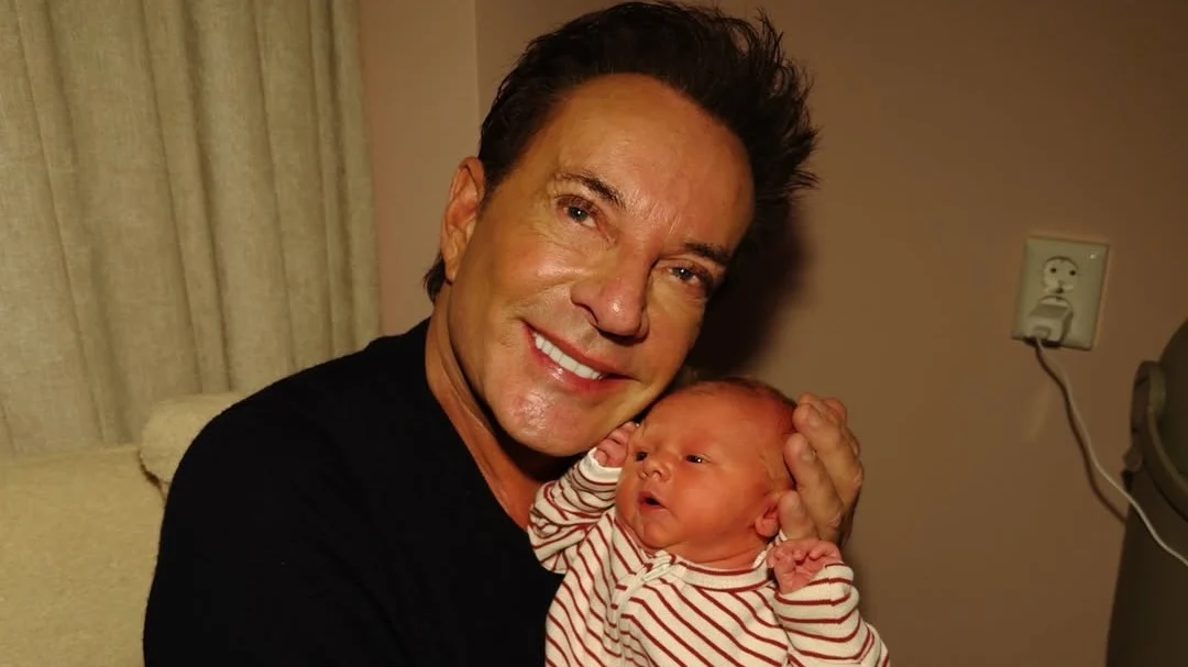 Gerard Joling deelt prachtig babynieuws: 'Mooi kerstcadeau'