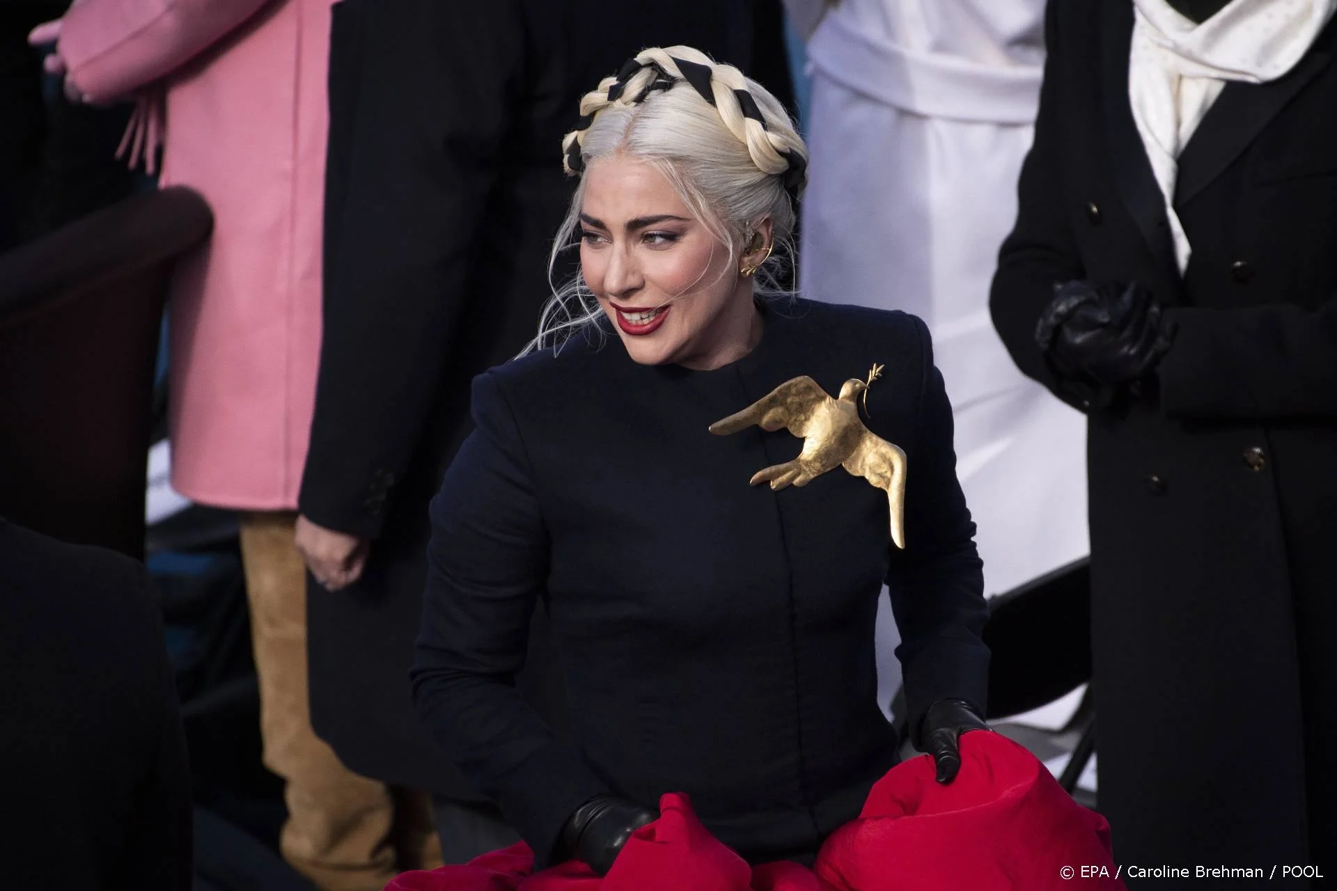 Hondenuitlaters nemen maatregelen na ontvoering hondjes Lady Gaga