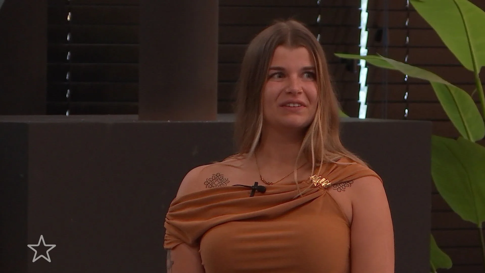 Bondgenoten-deelneemster Chess blijft de kijkers verbazen met haar romances