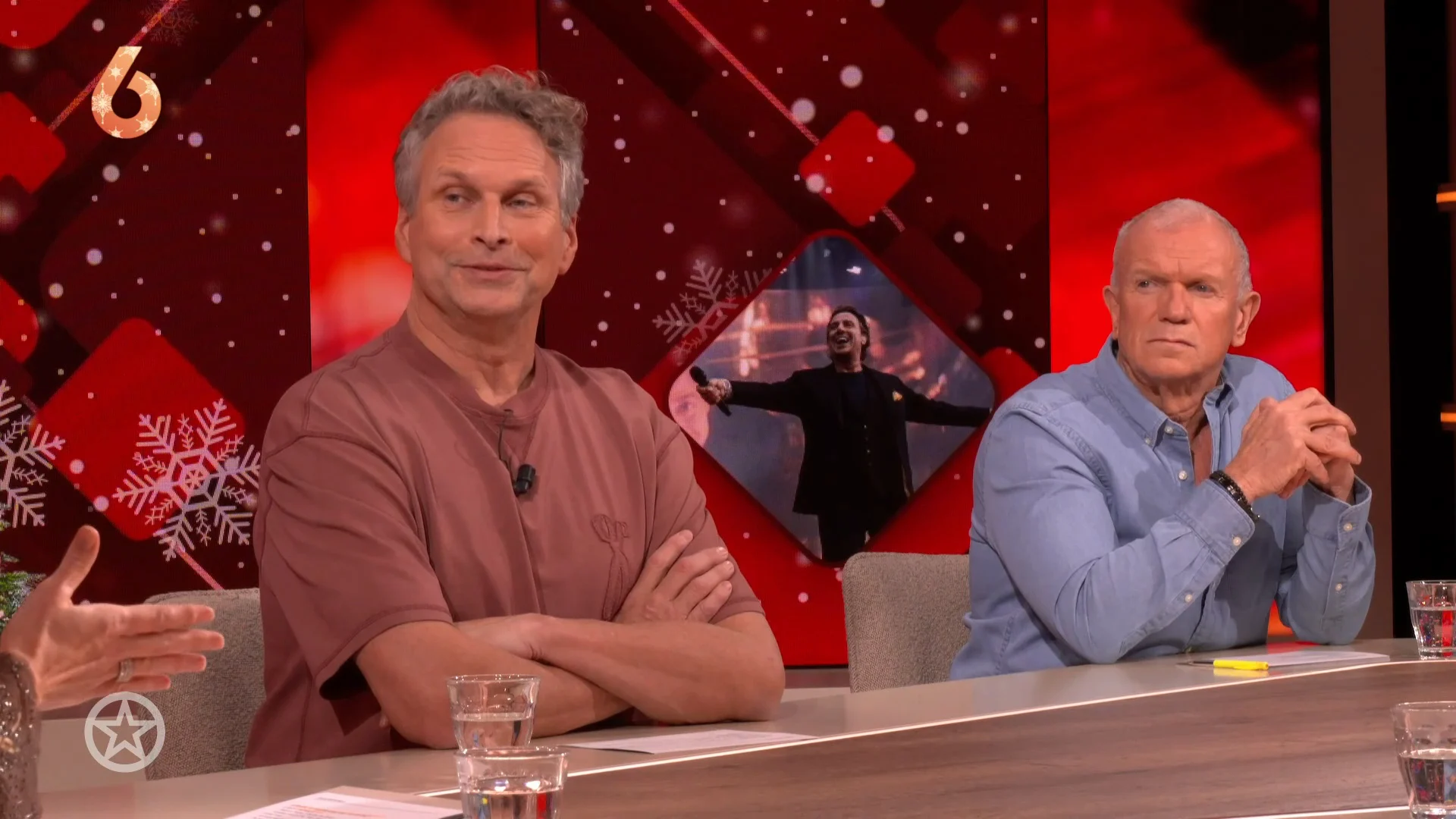 Deze nummers staan in de top 10 van de top 2000