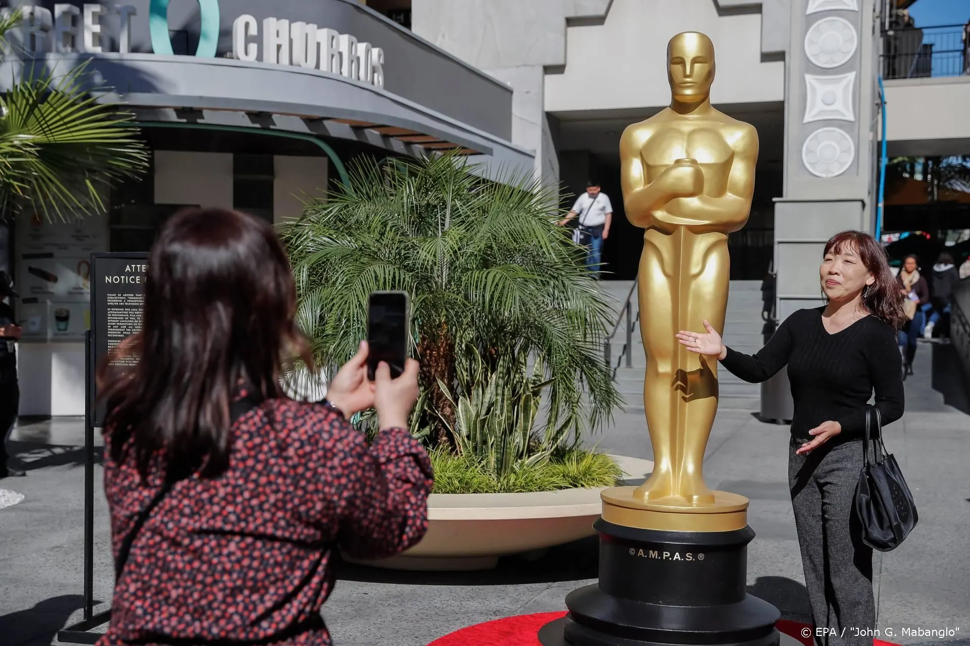 Academy overweegt Oscaruitreiking 2021 uit te stellen