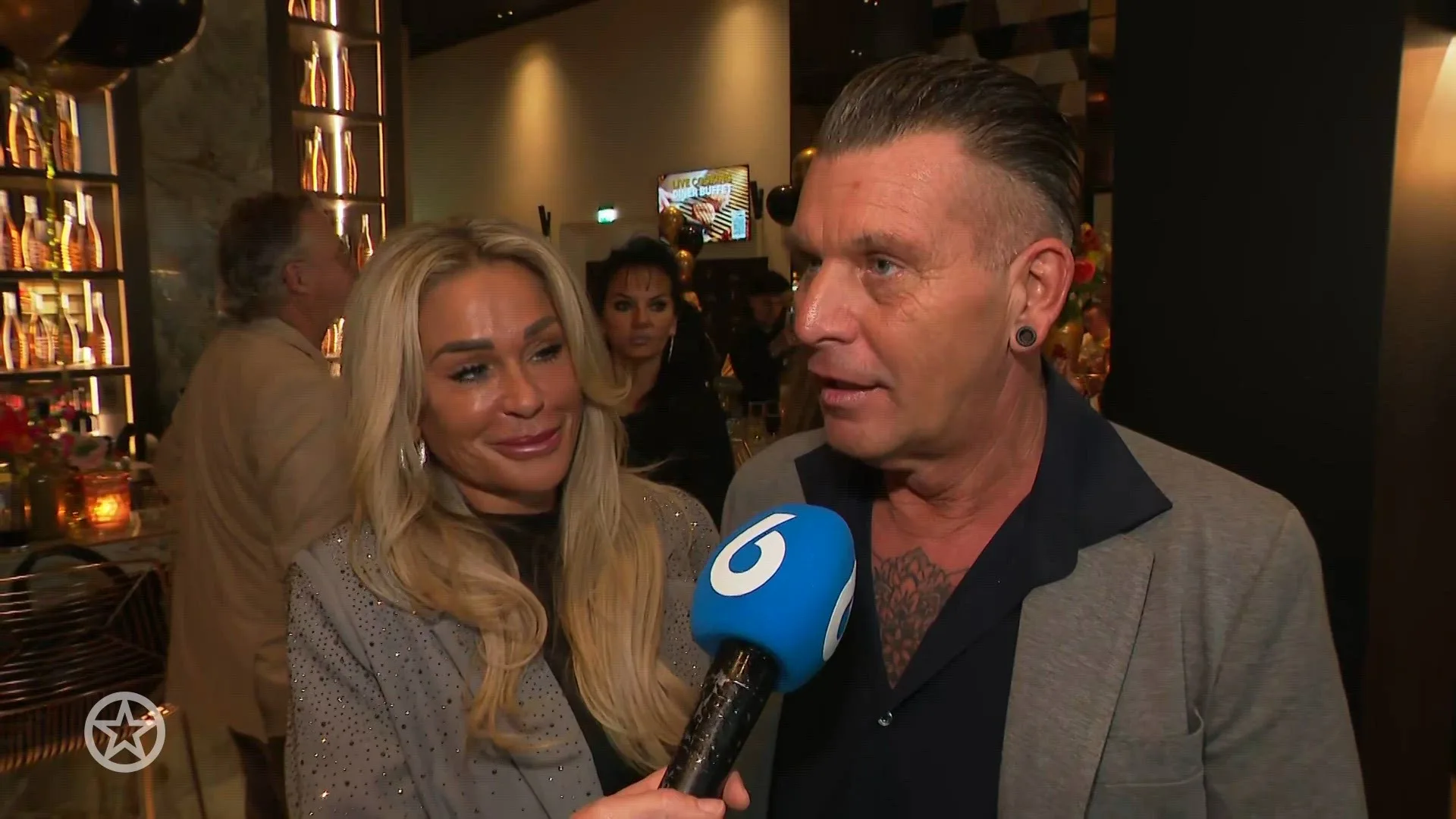 Bij Ons Op Het Kamp-Gijs maakt zich zorgen om dochter na politie-inval