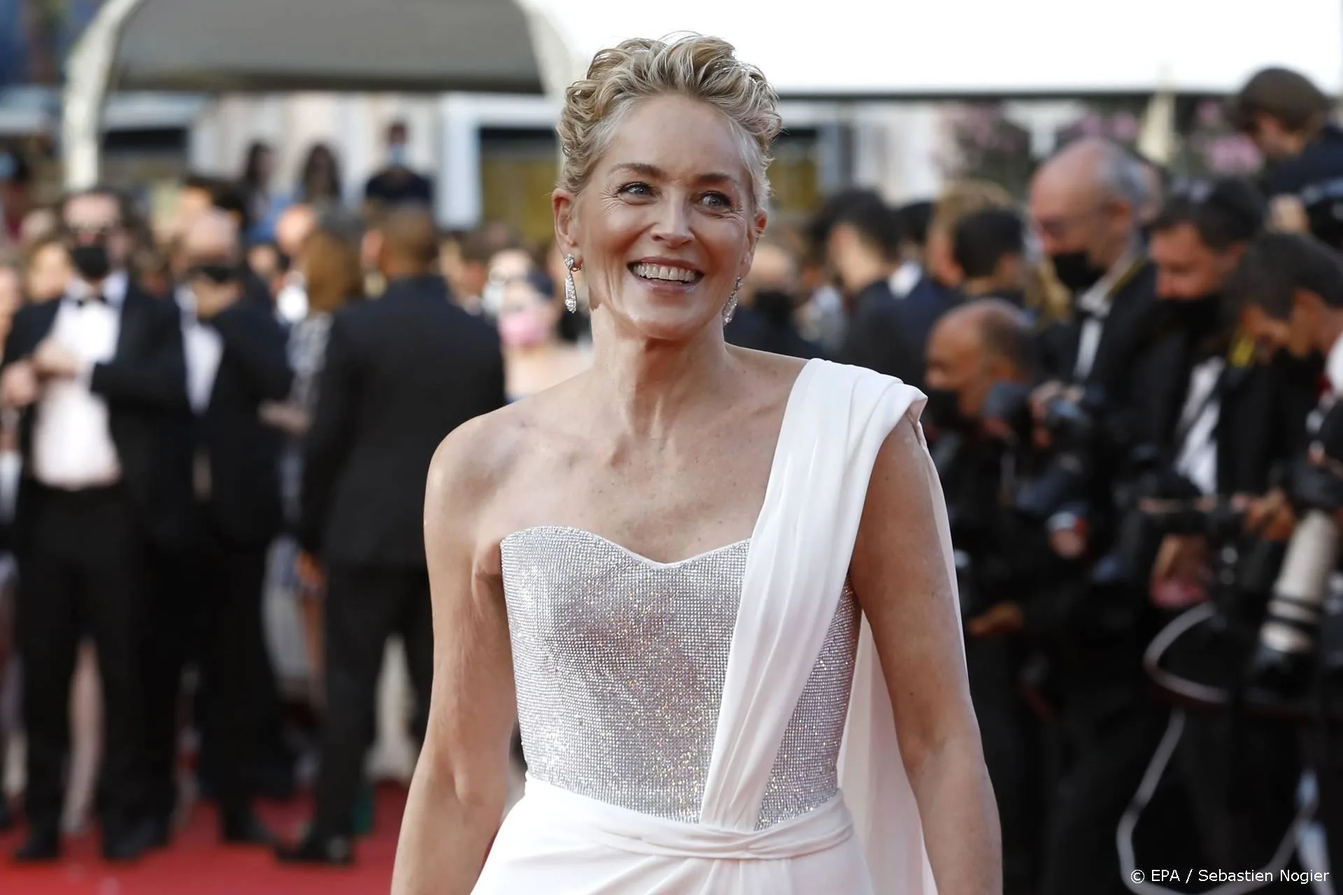 Elf maanden oud neefje Sharon Stone overleden