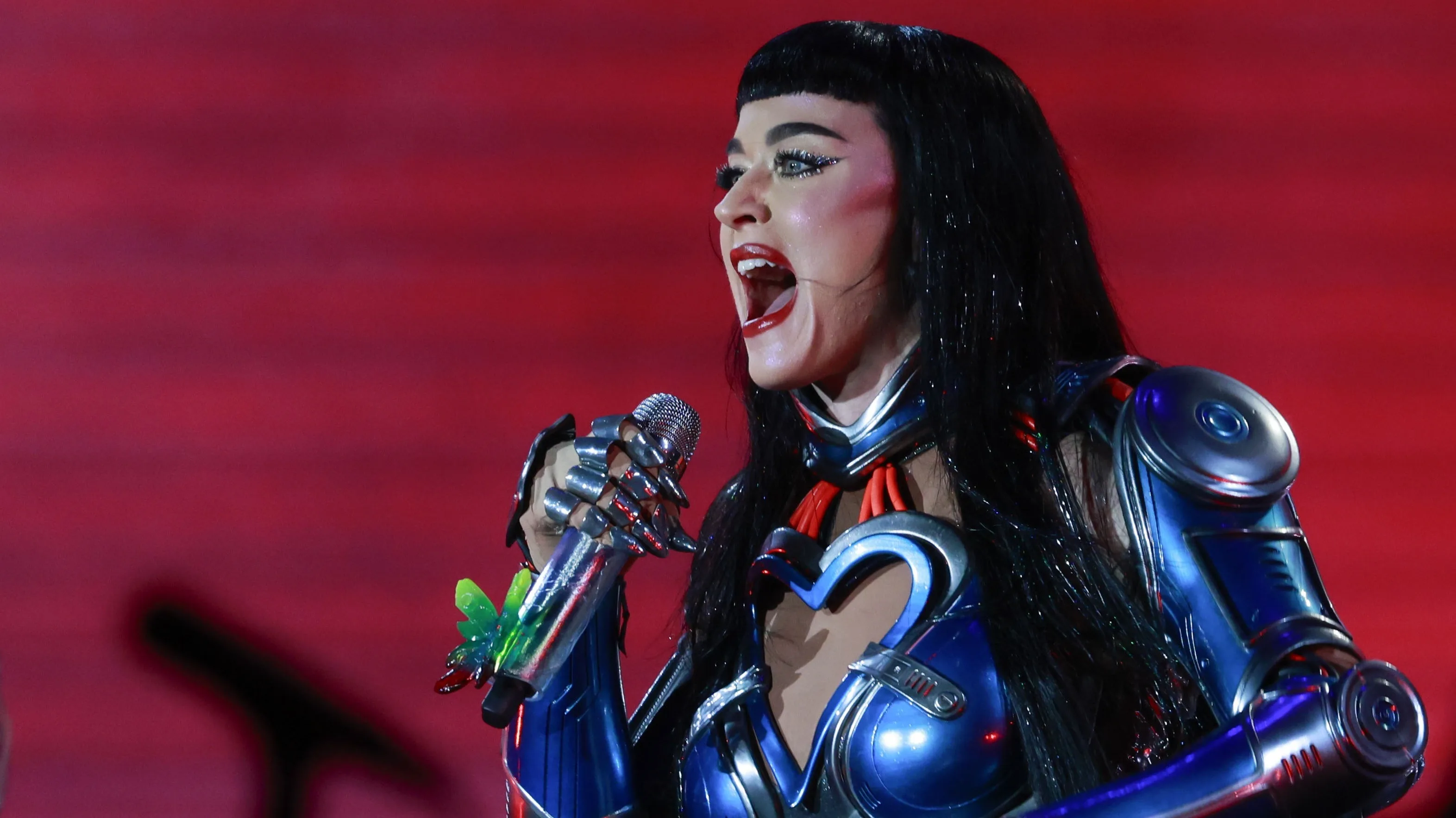 Katy Perry beschuldigd van seksueel grensoverschrijdend gedrag