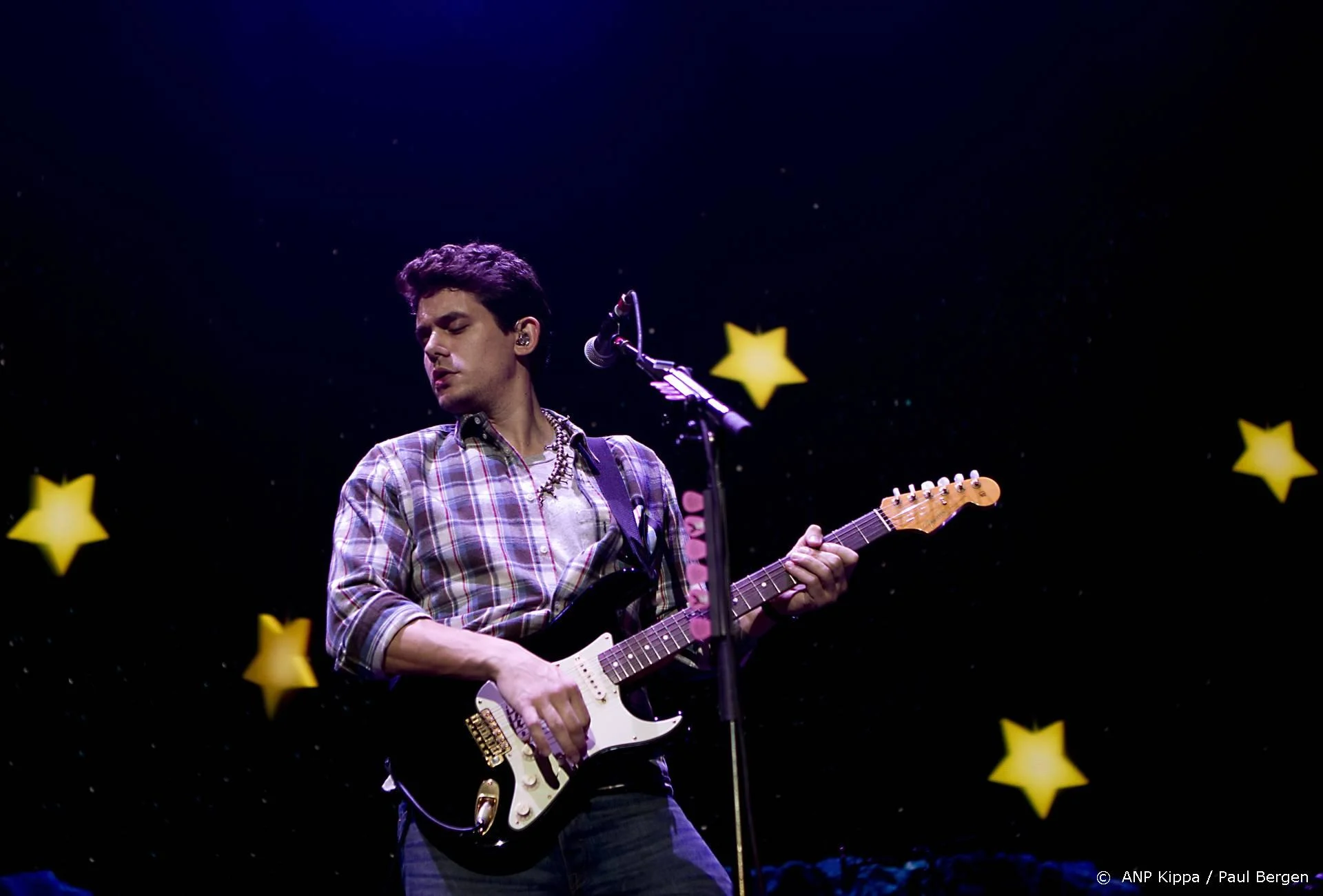 John Mayer herdenkt goede vriend Bob Saget