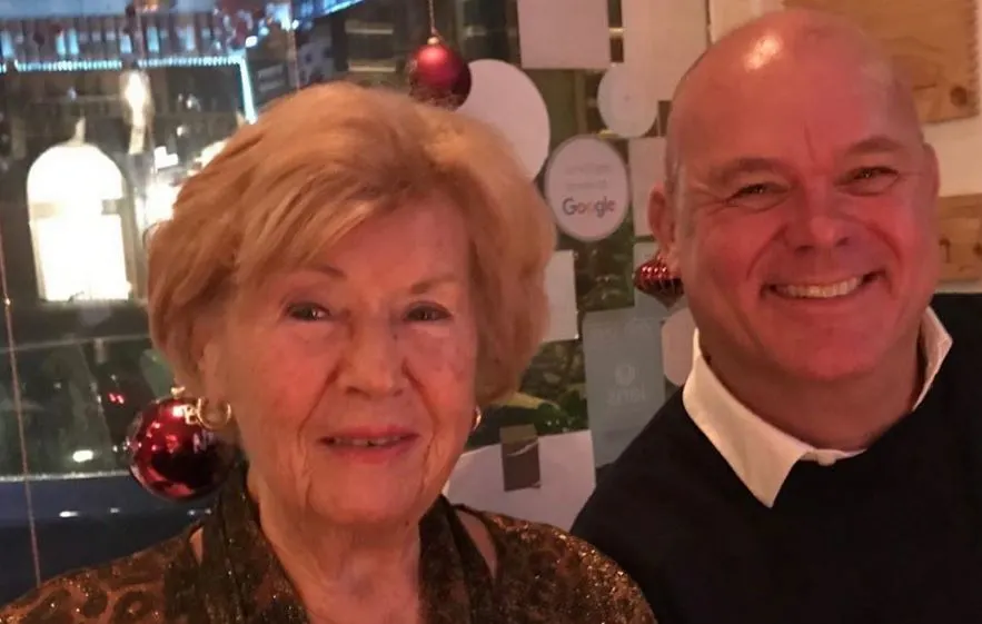 Paul de Leeuw doet noodoproep