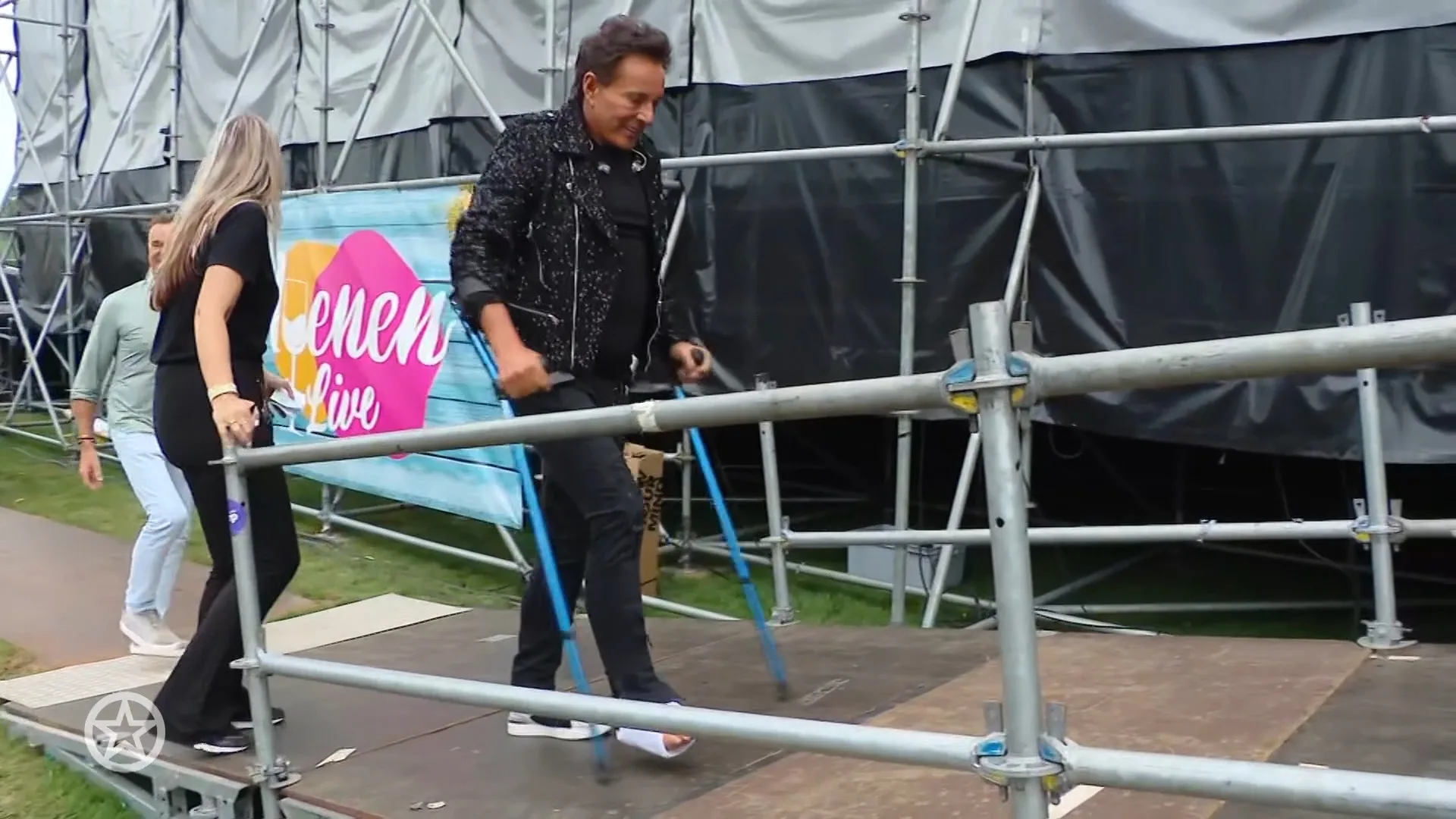 Zo gaat het nu met Gerard Joling na pijnlijke zweepslag