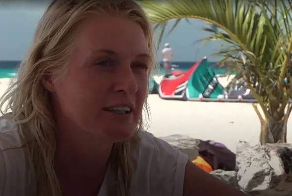 Miss Montreal brengt emotionele en muzikale ode aan overleden stiefvader