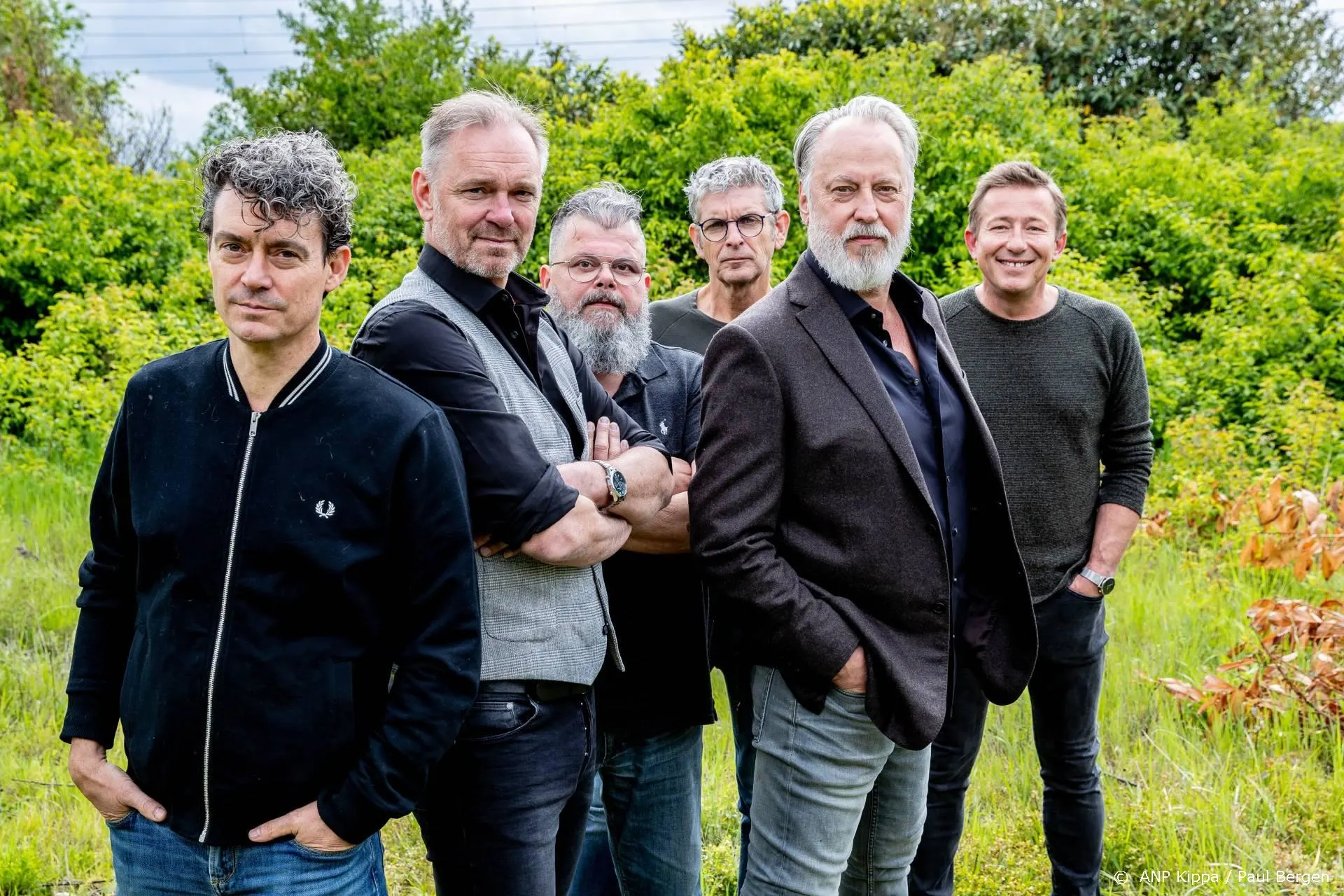 Bandleden Rowwen Hèze getroffen door watersnood