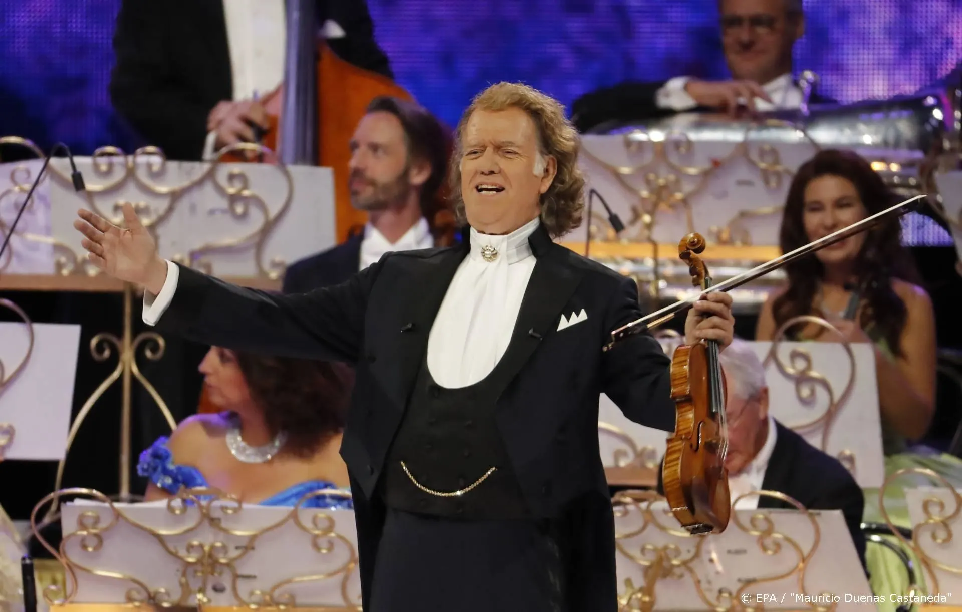 André Rieu trekt volle zalen met concertdocumentaire