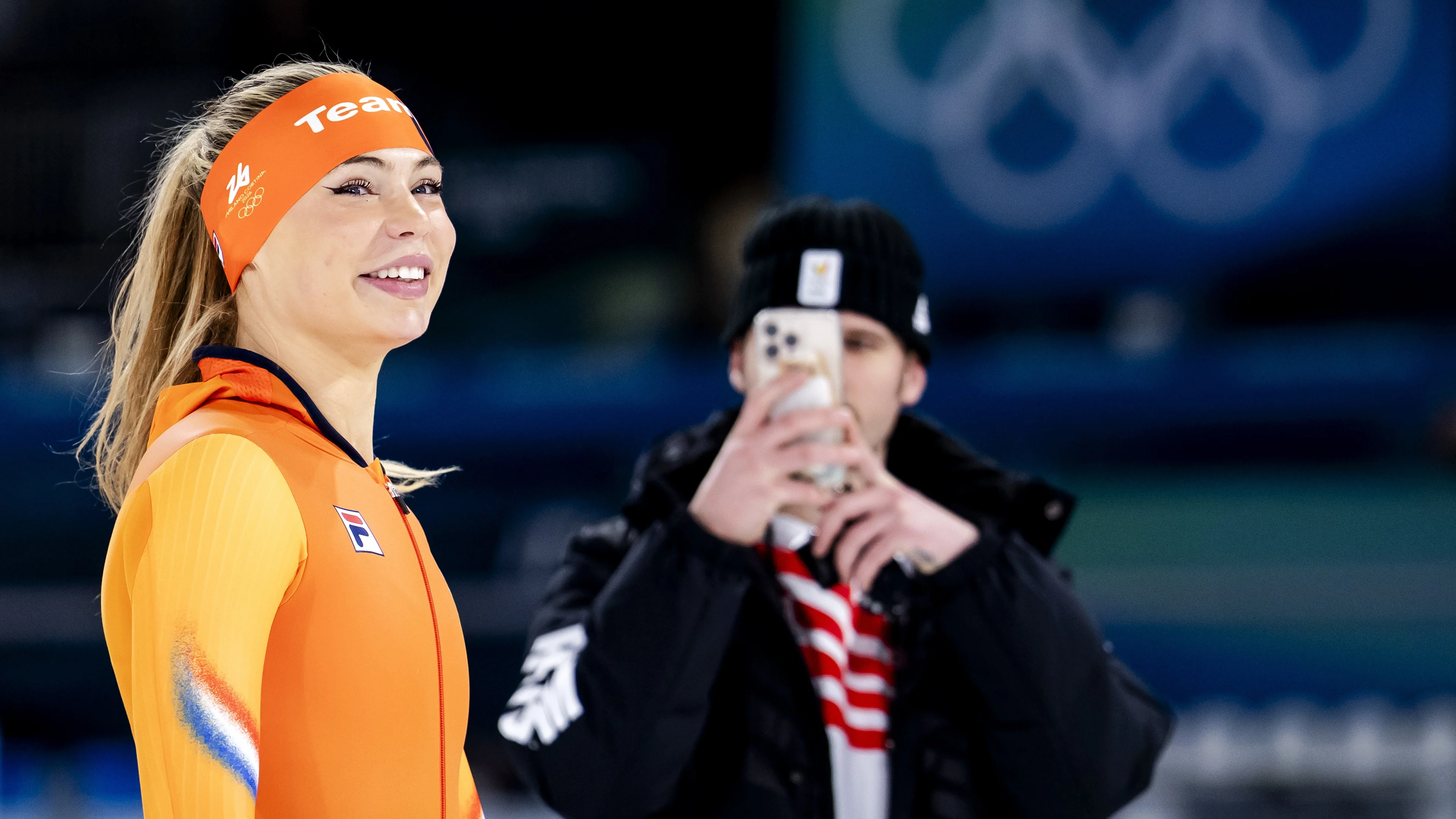 Schaatspak Jutta Leerdam wordt geveild, prijs blijft stijgen