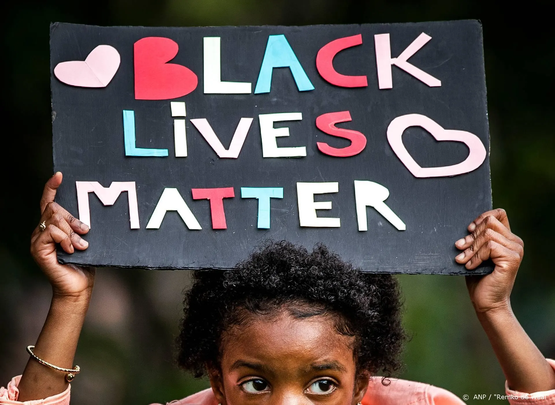 Kidsweek ziet af van racisme-artikel door dreigementen