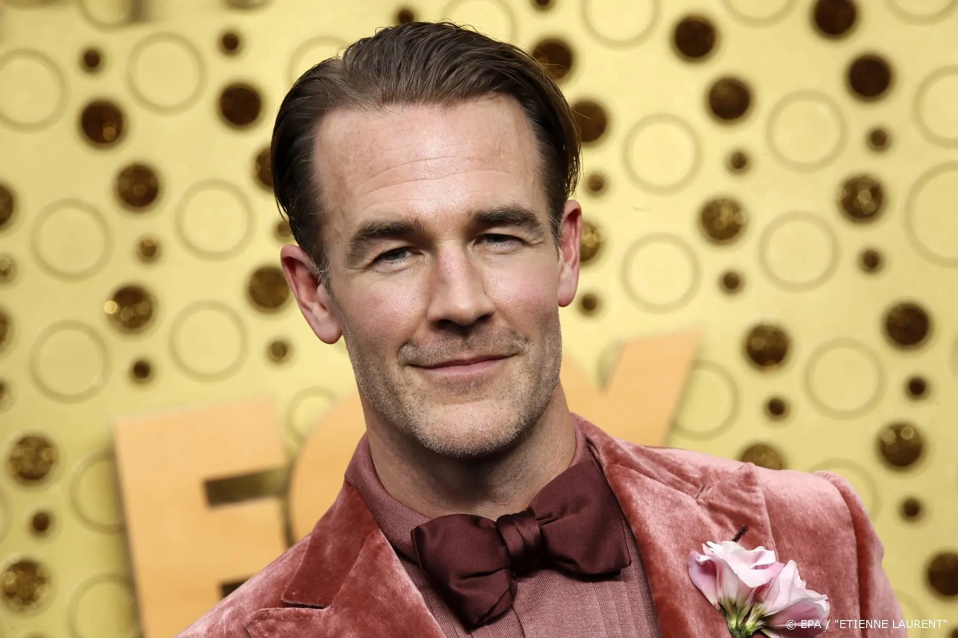 James Van Der Beek rouwt om dood van zijn moeder