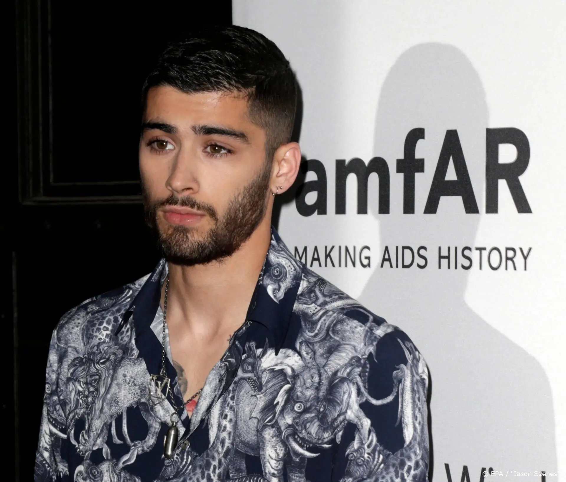 Zayn Malik verbreekt stilte na missen jubileum One Direction